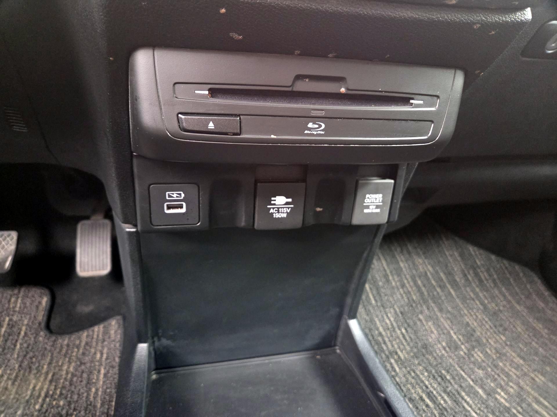 Thumbnail: 2023 Honda Odyssey - 18