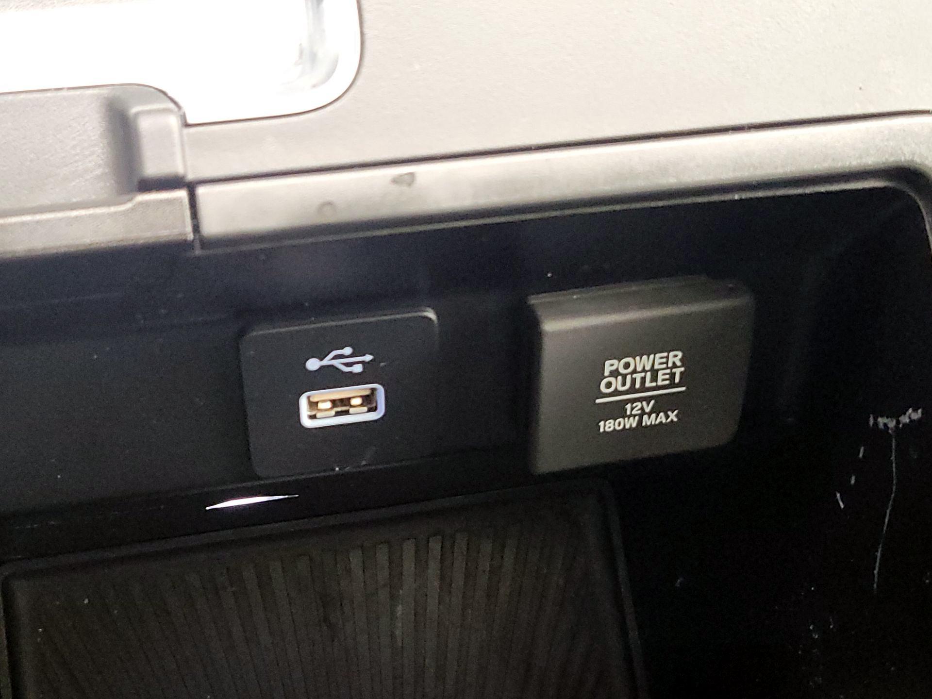 Thumbnail: 2023 Acura MDX - 16