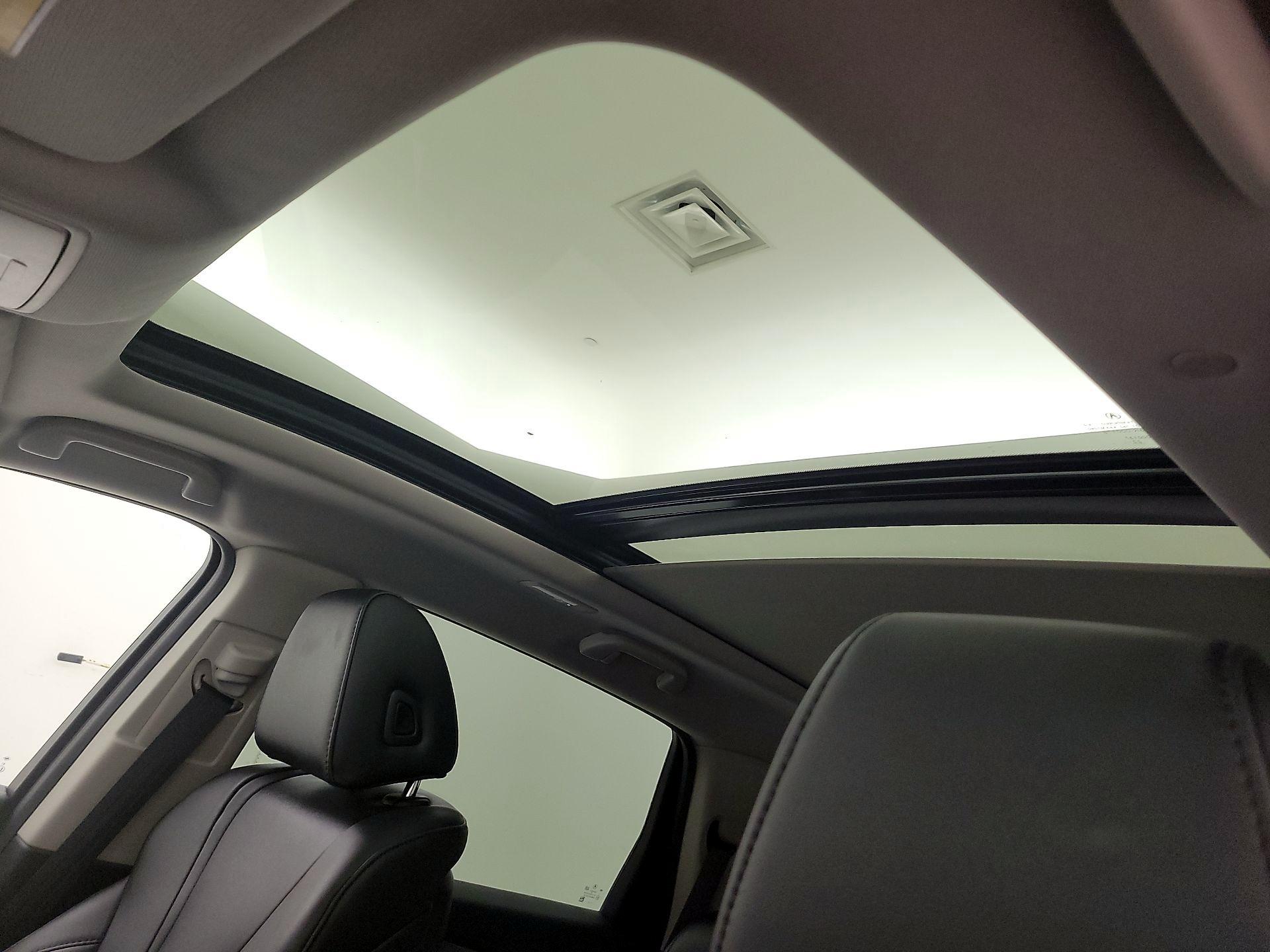 Thumbnail: 2023 Acura MDX - 17