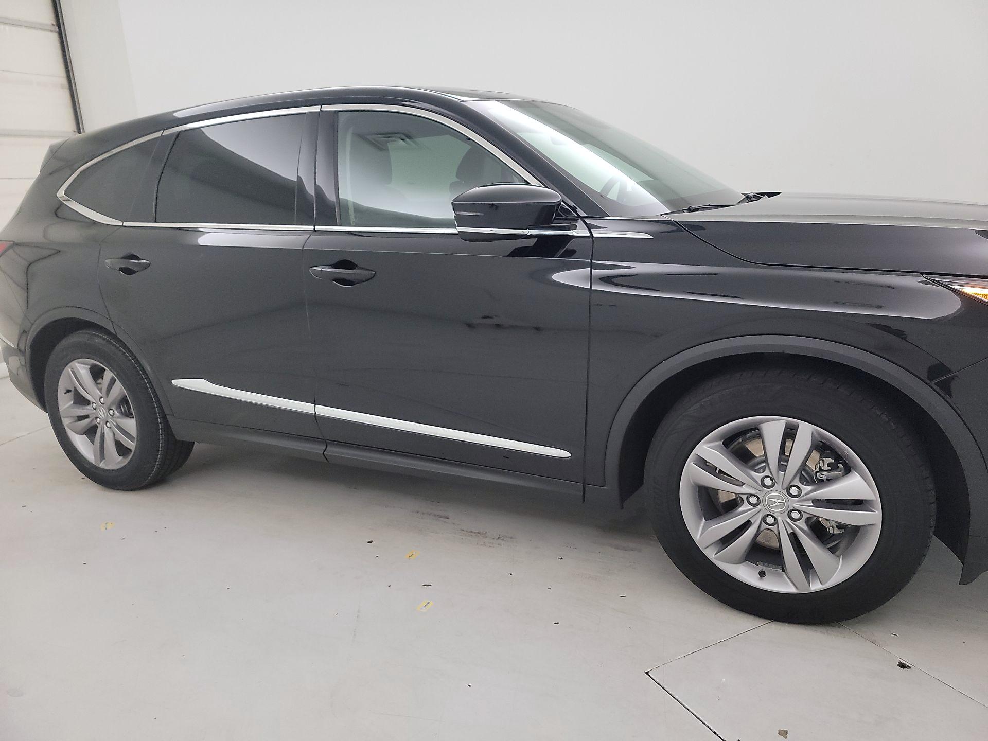 Thumbnail: 2023 Acura MDX - 4