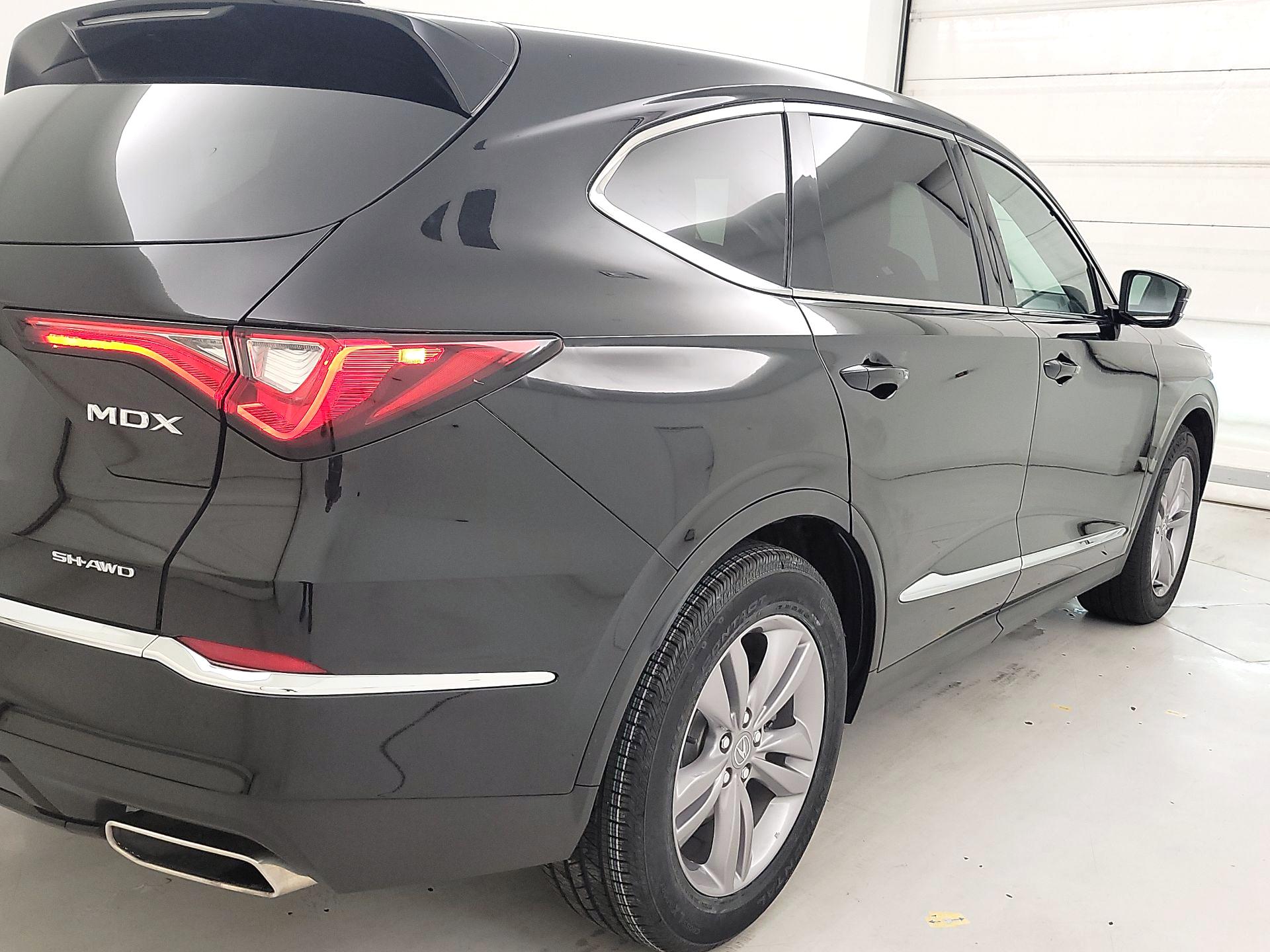 Thumbnail: 2023 Acura MDX - 5