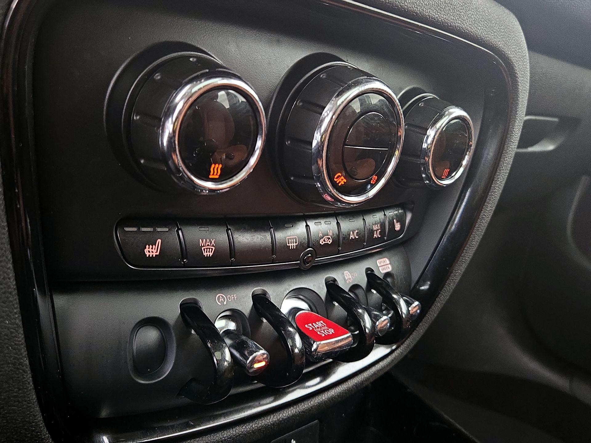 Thumbnail: 2022 MINI Cooper Clubman - 17