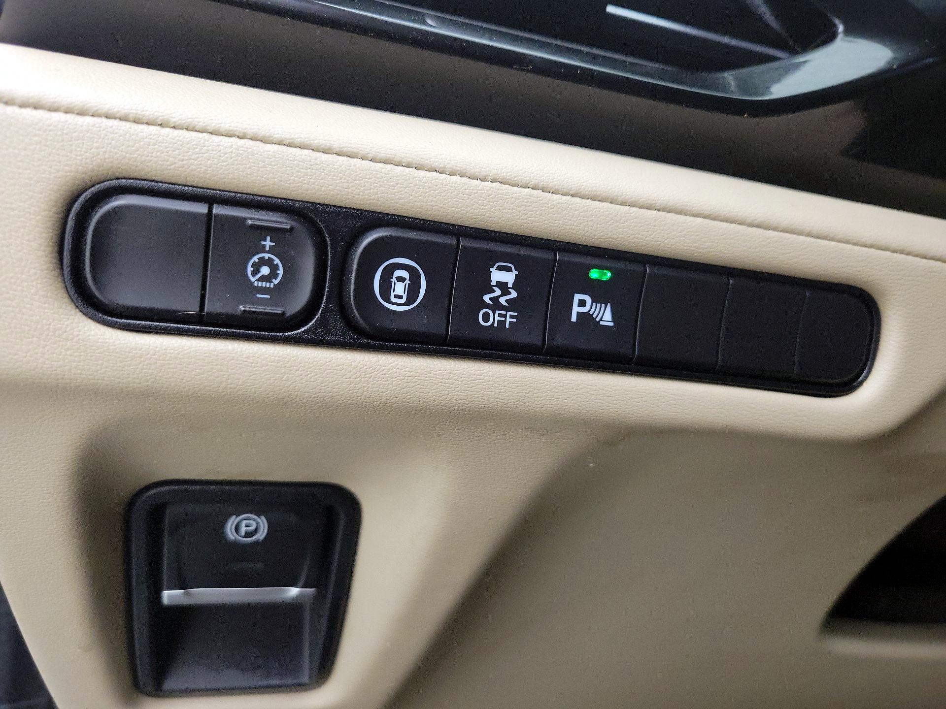 Thumbnail: 2023 Acura MDX - 13