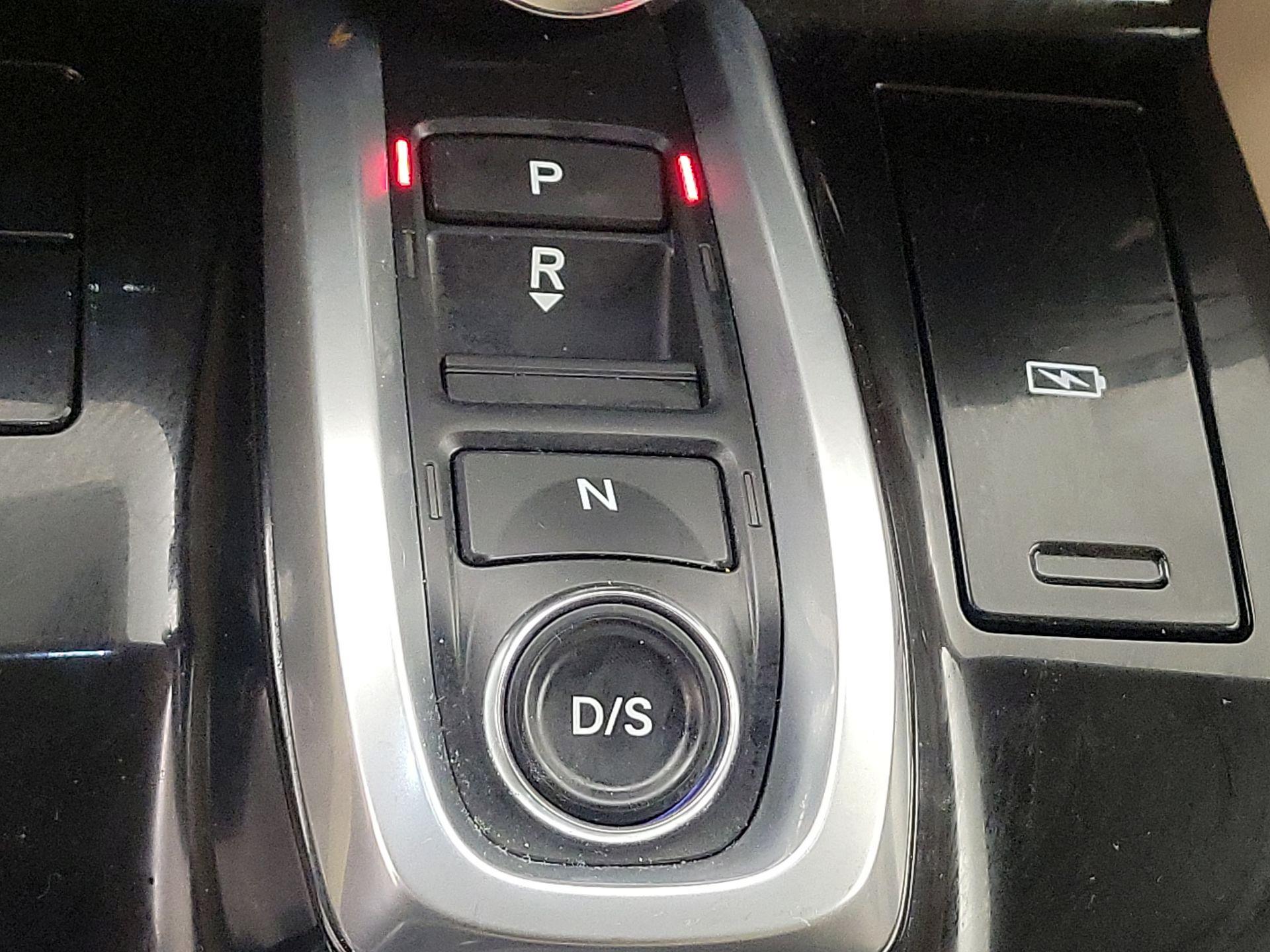 Thumbnail: 2023 Acura MDX - 18