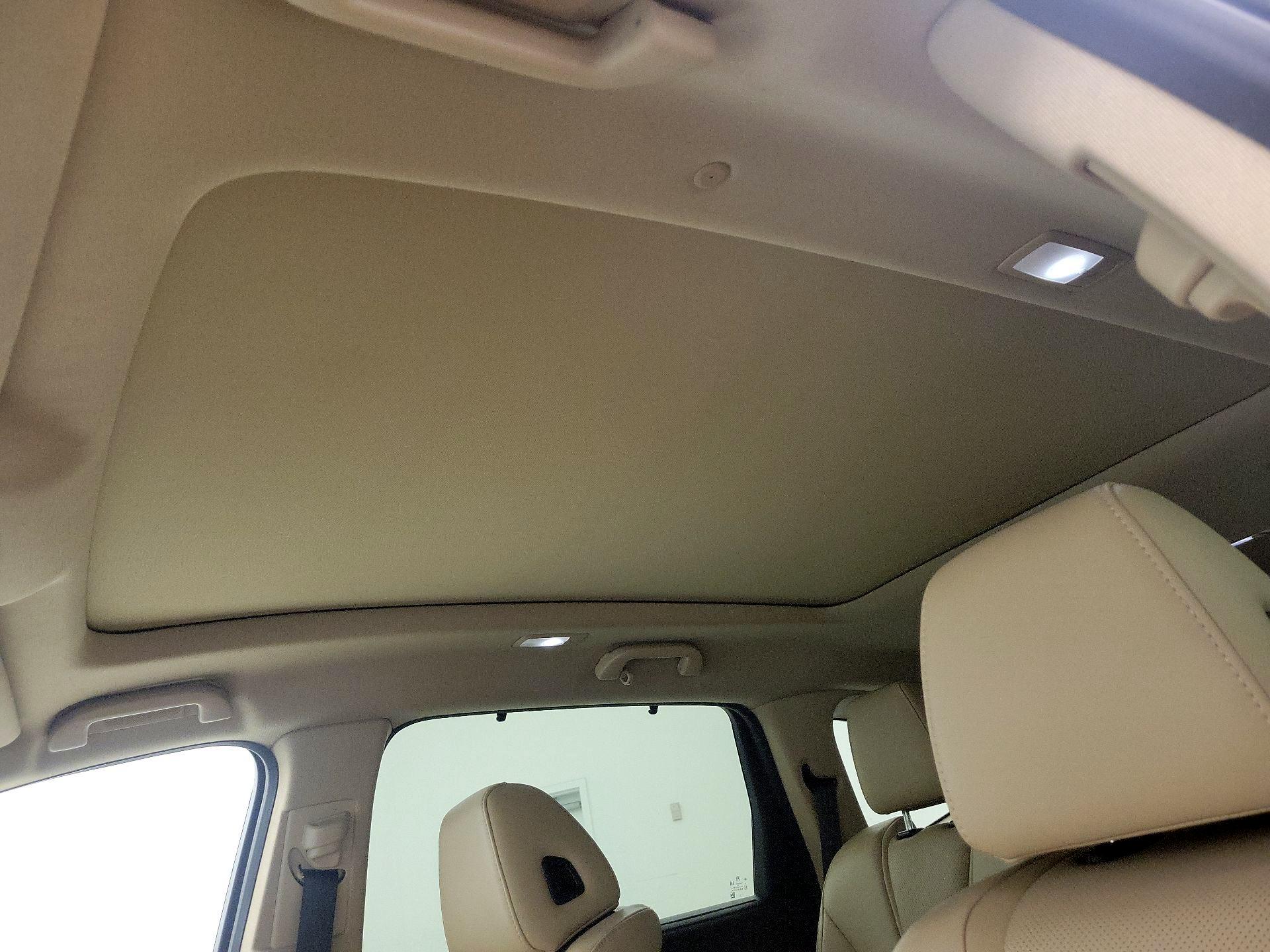 Thumbnail: 2023 Acura MDX - 20