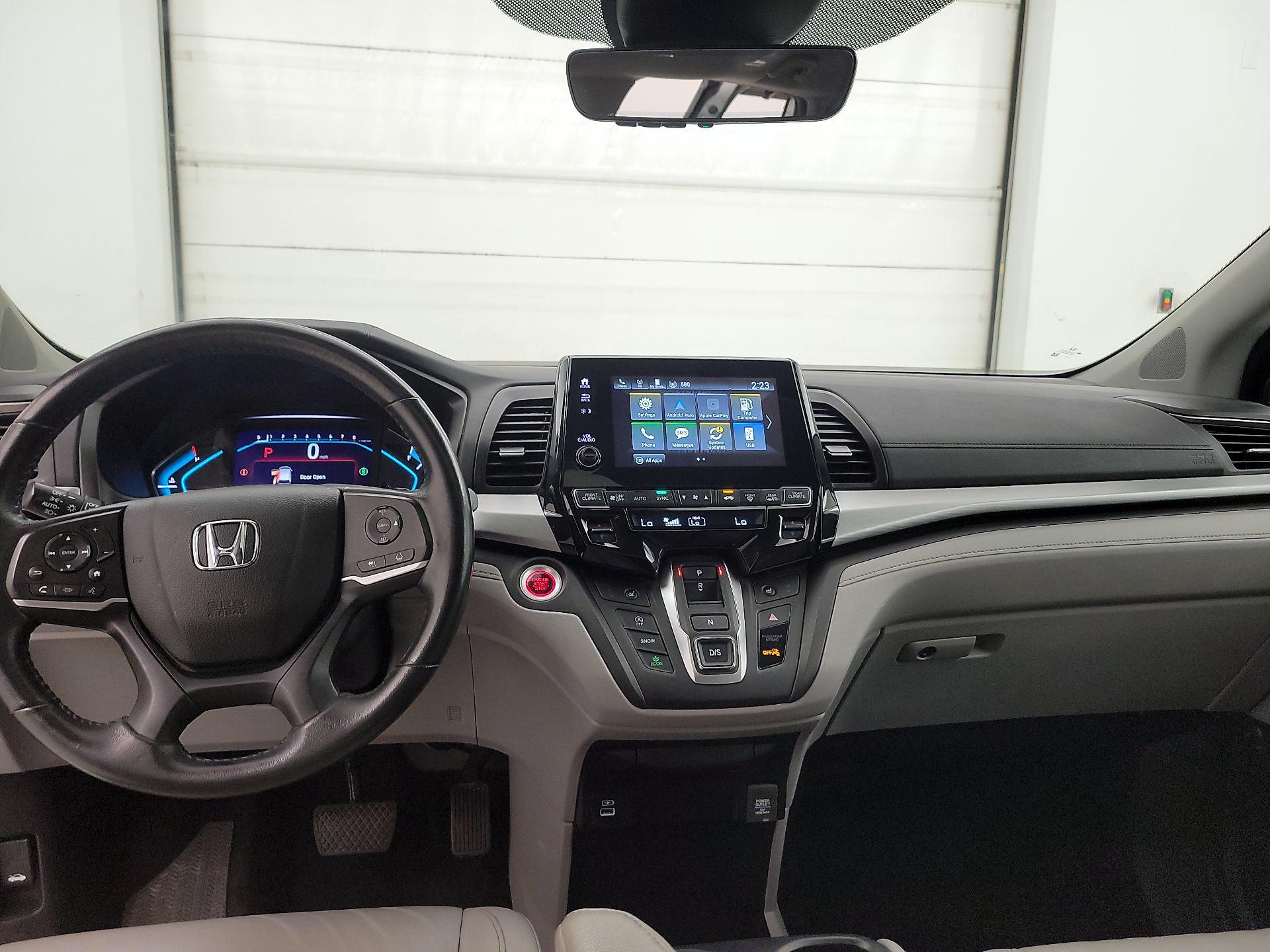 Thumbnail: 2023 Honda Odyssey - 9