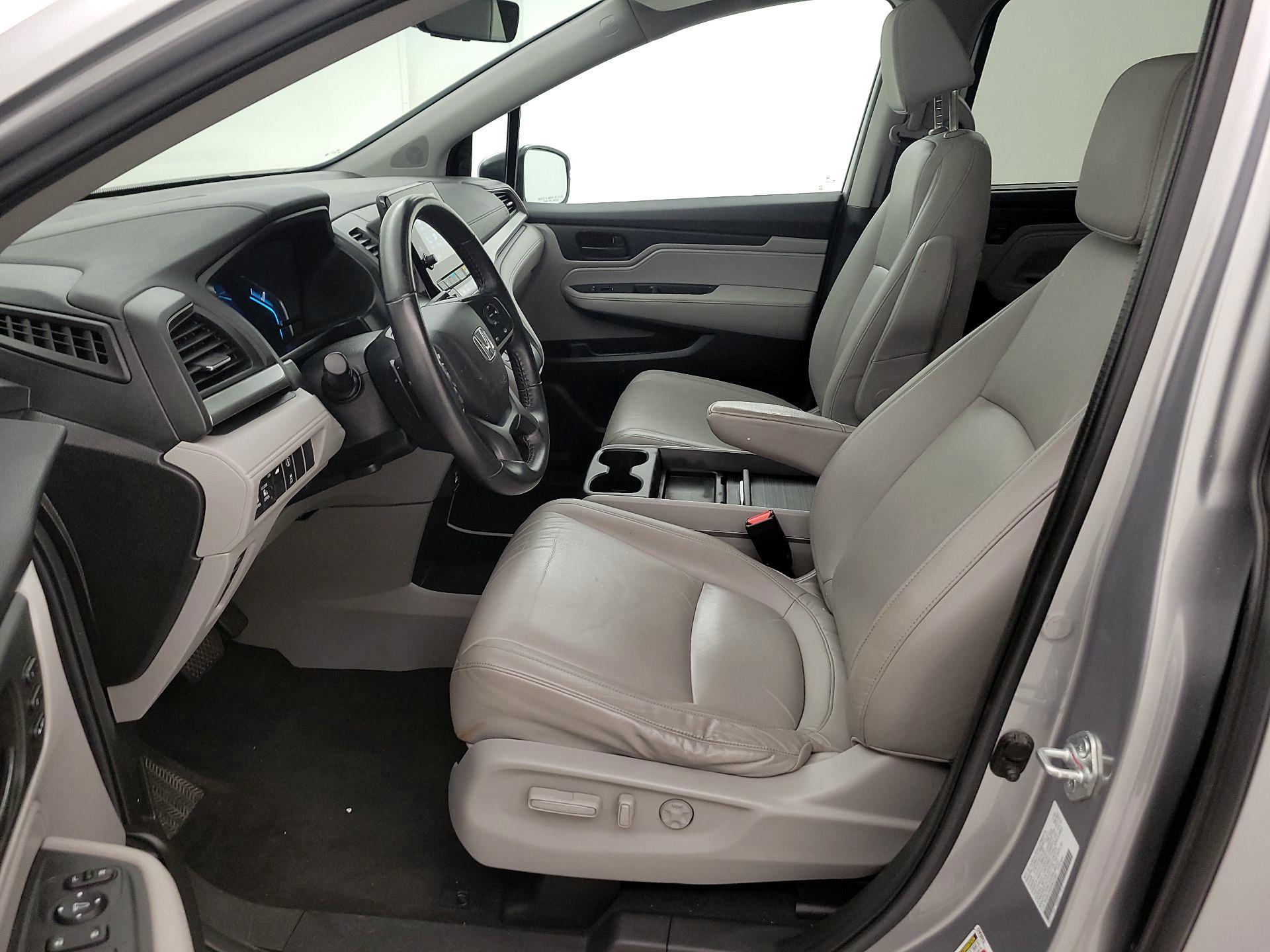 Thumbnail: 2023 Honda Odyssey - 11