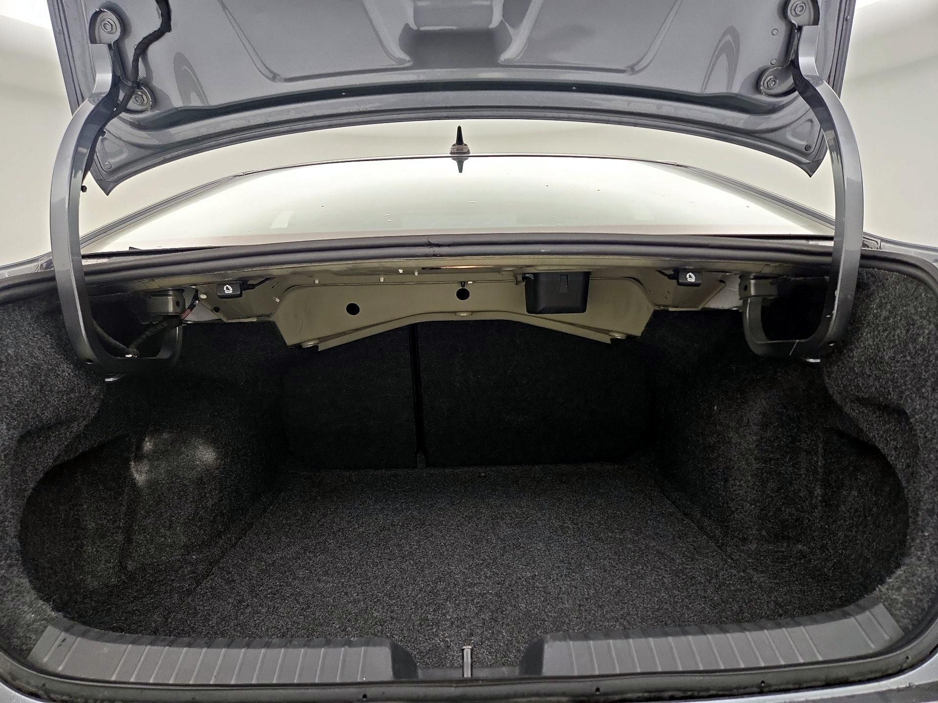 Thumbnail: 2024 Volkswagen Jetta - 20