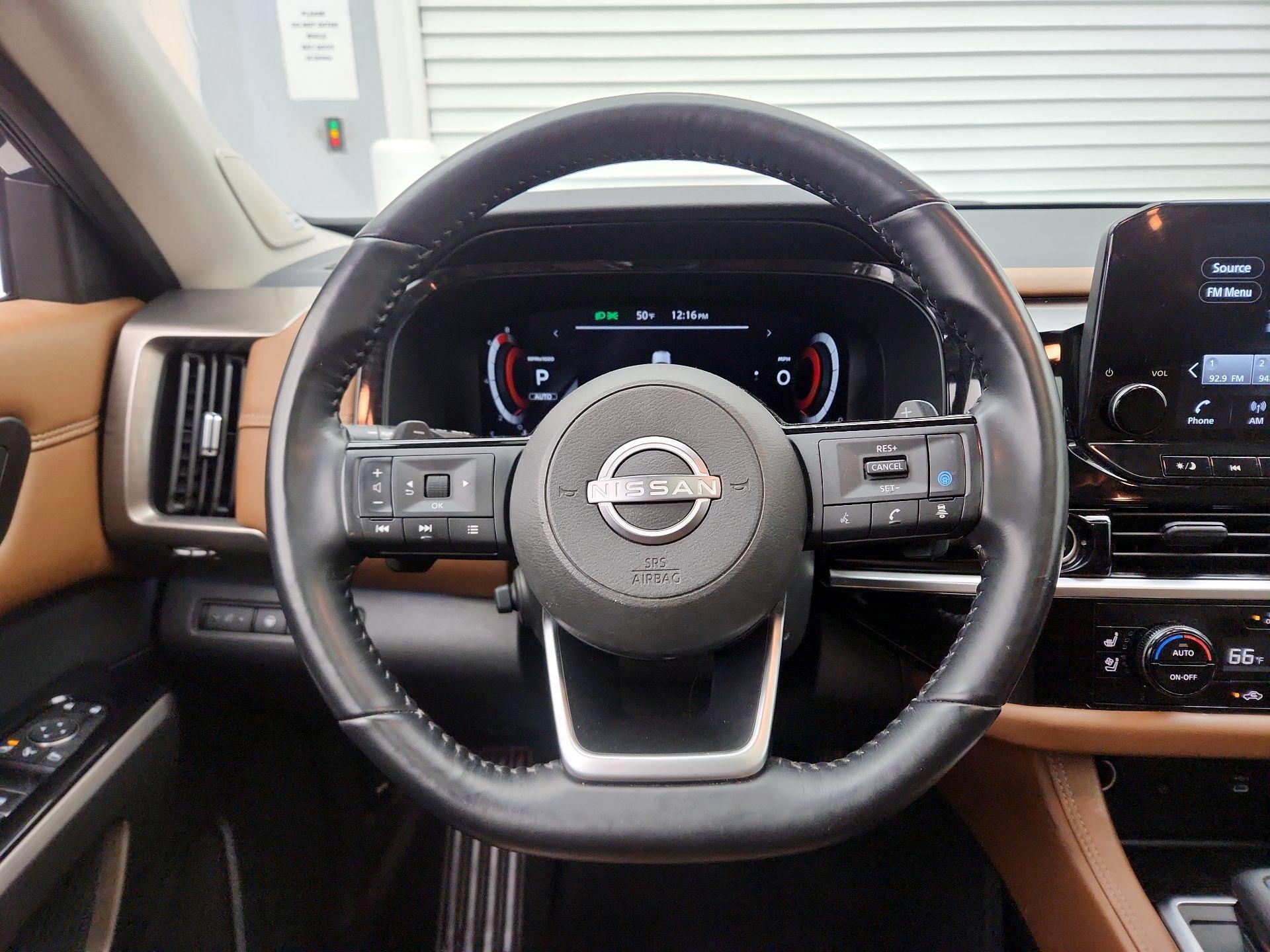 Thumbnail: 2023 Nissan Pathfinder - 10