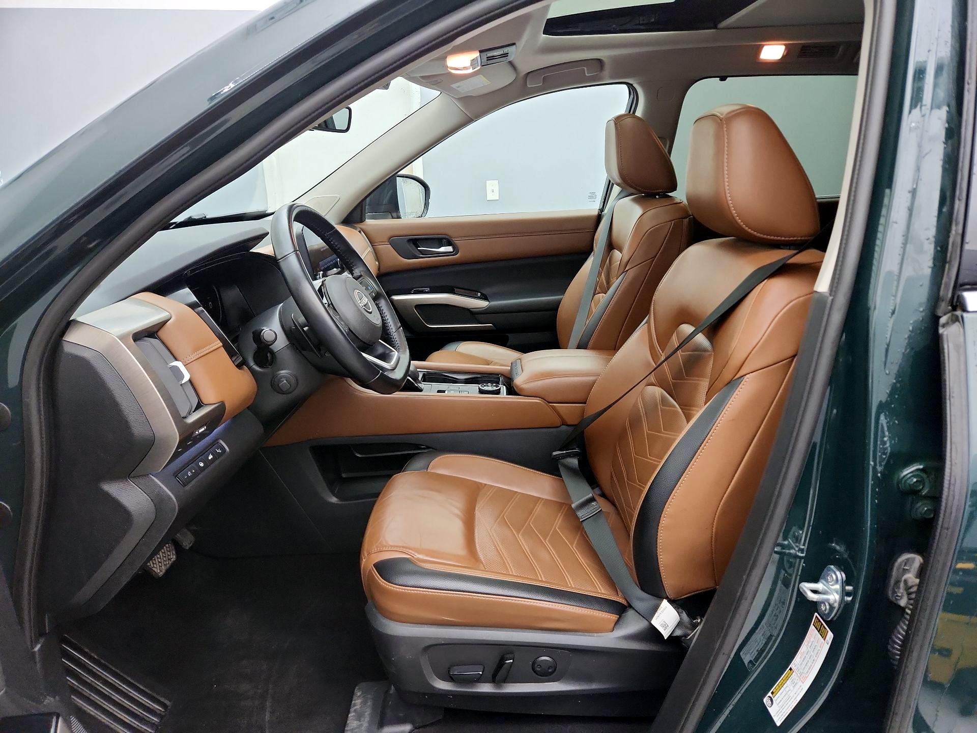 Thumbnail: 2023 Nissan Pathfinder - 11