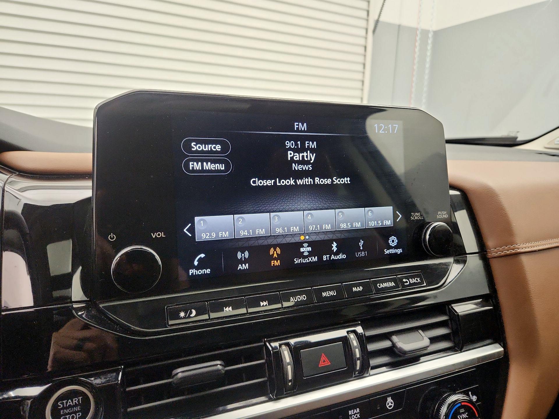 Thumbnail: 2023 Nissan Pathfinder - 16