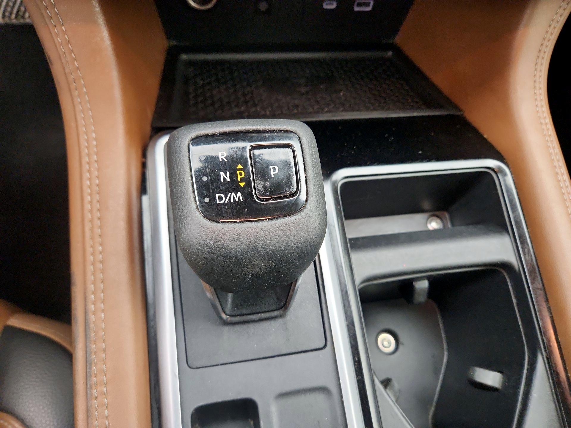 Thumbnail: 2023 Nissan Pathfinder - 18