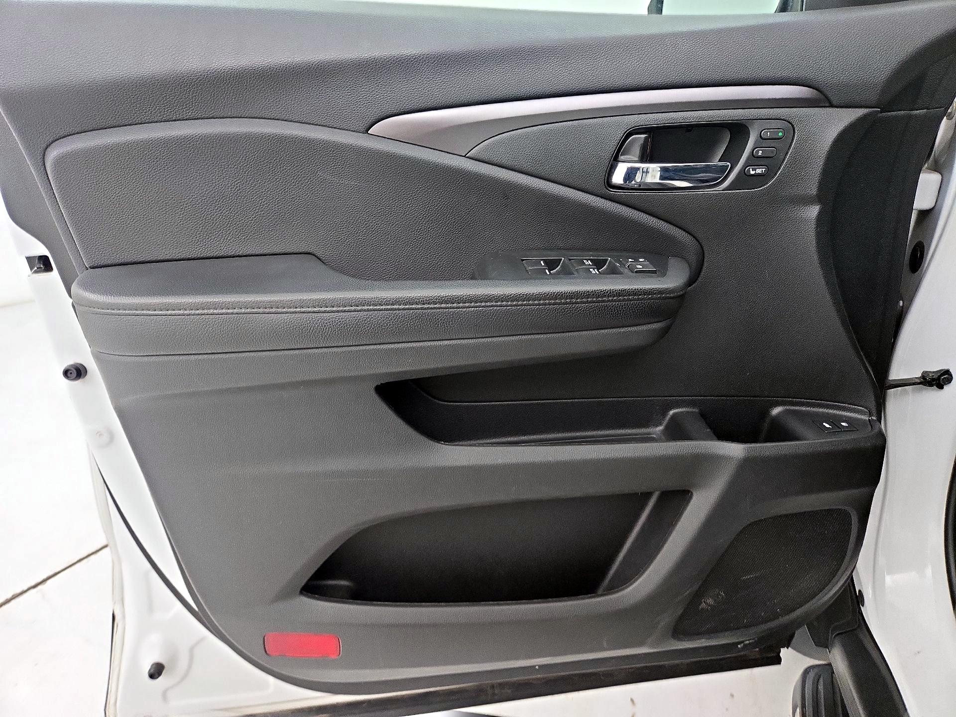 Thumbnail: 2022 Honda Pilot - 12