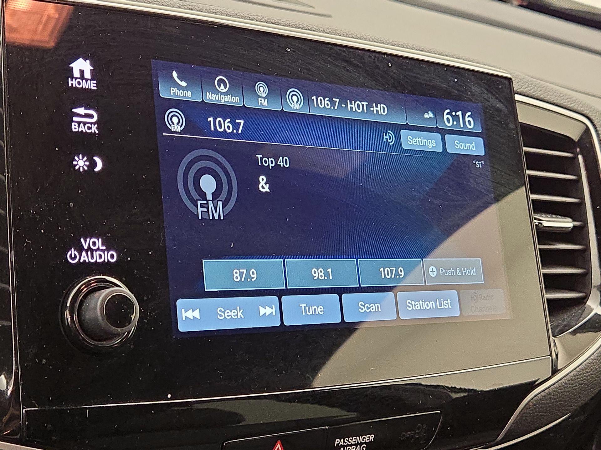 Thumbnail: 2022 Honda Passport - 15