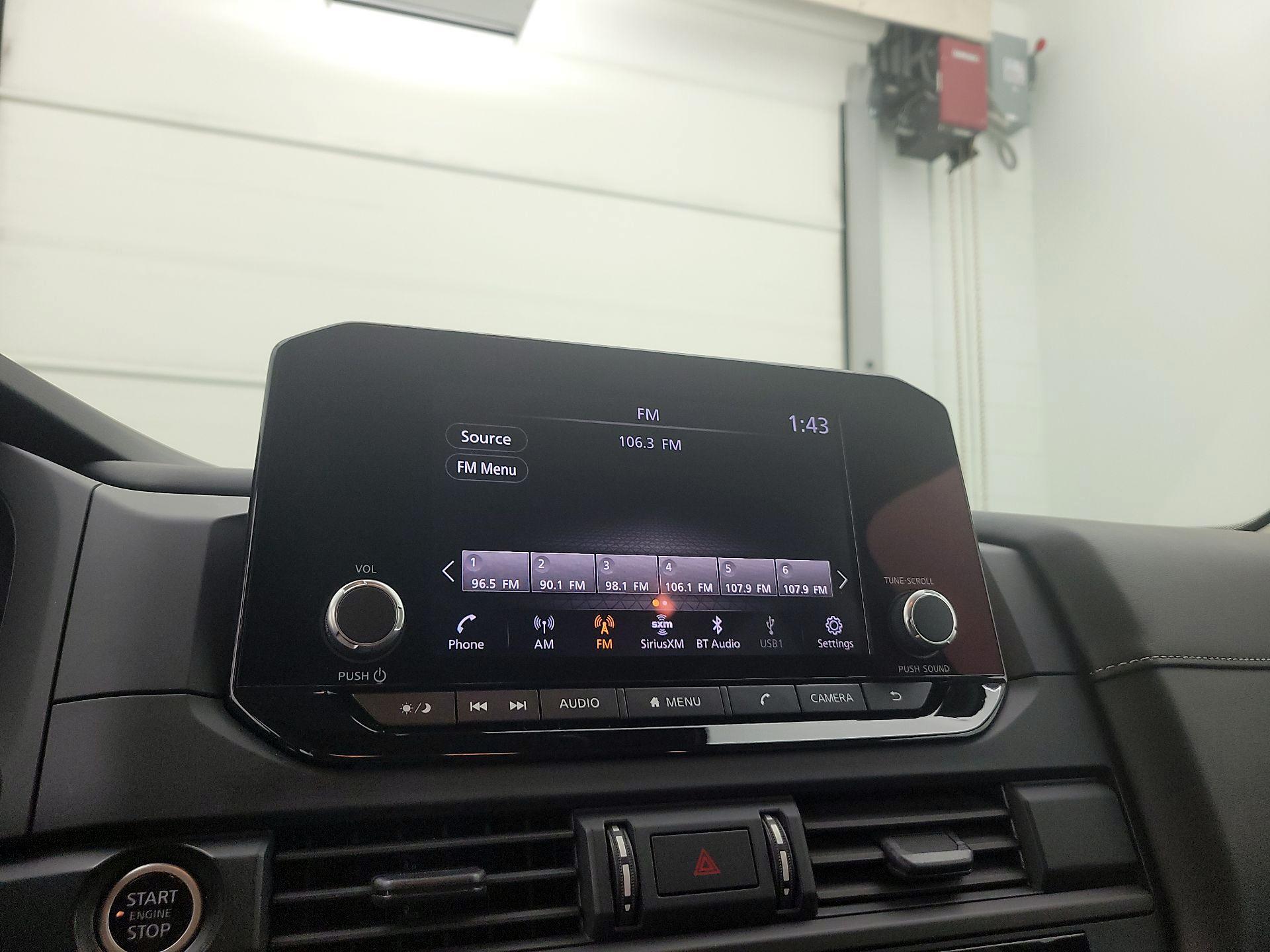 Thumbnail: 2023 Nissan Pathfinder - 15