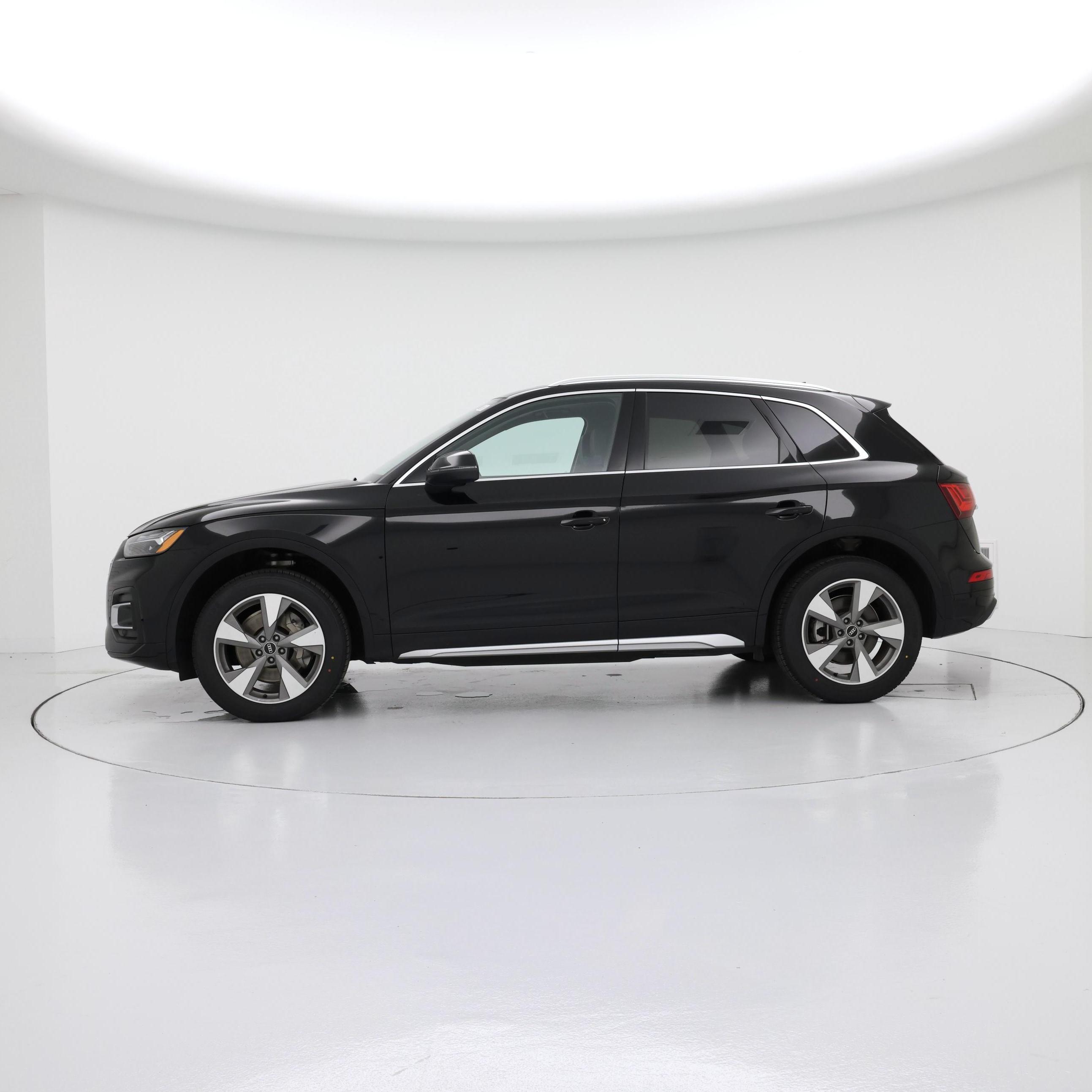 Thumbnail: 2023 Audi Q5 - 3