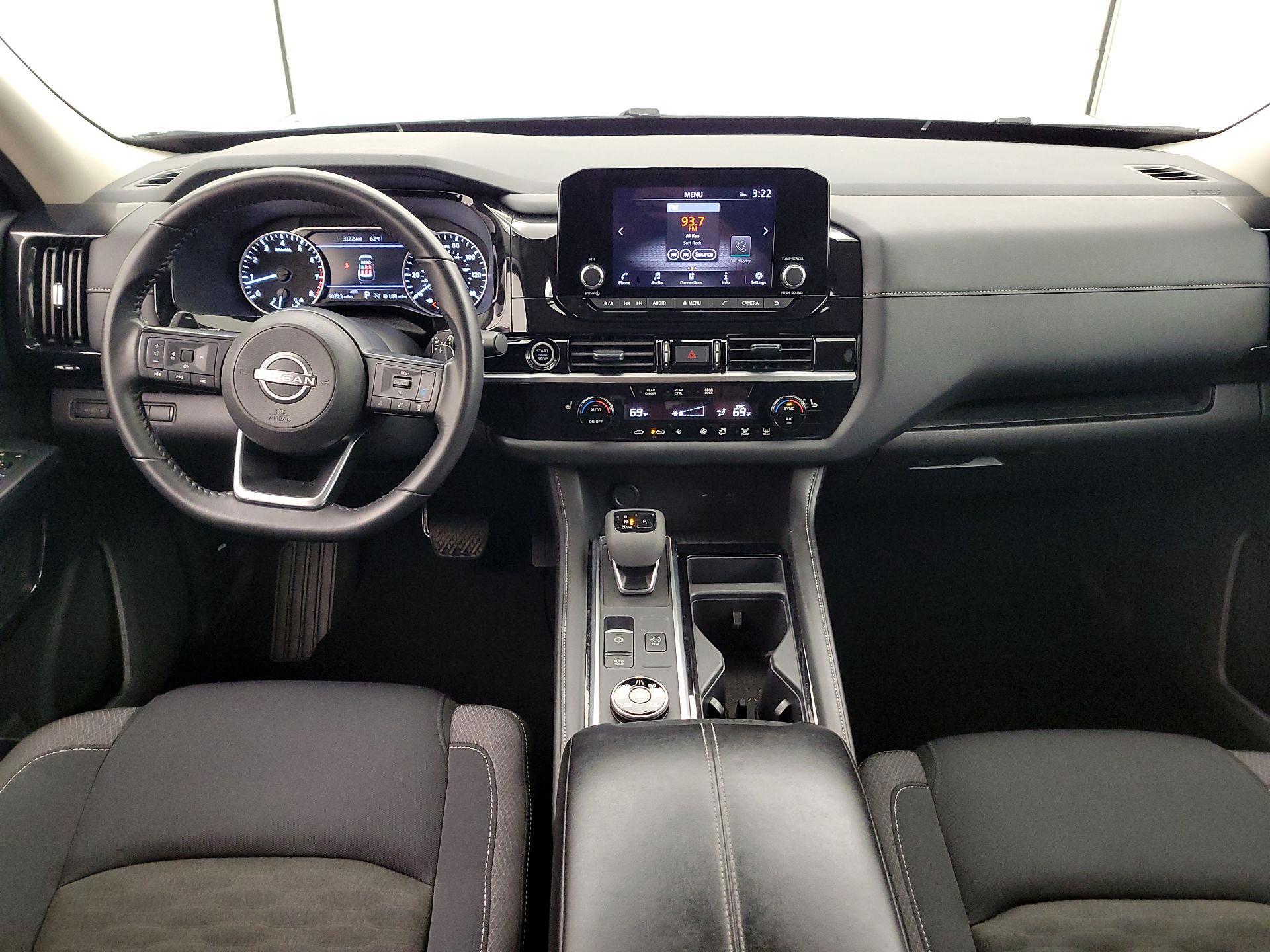 Thumbnail: 2024 Nissan Pathfinder - 9