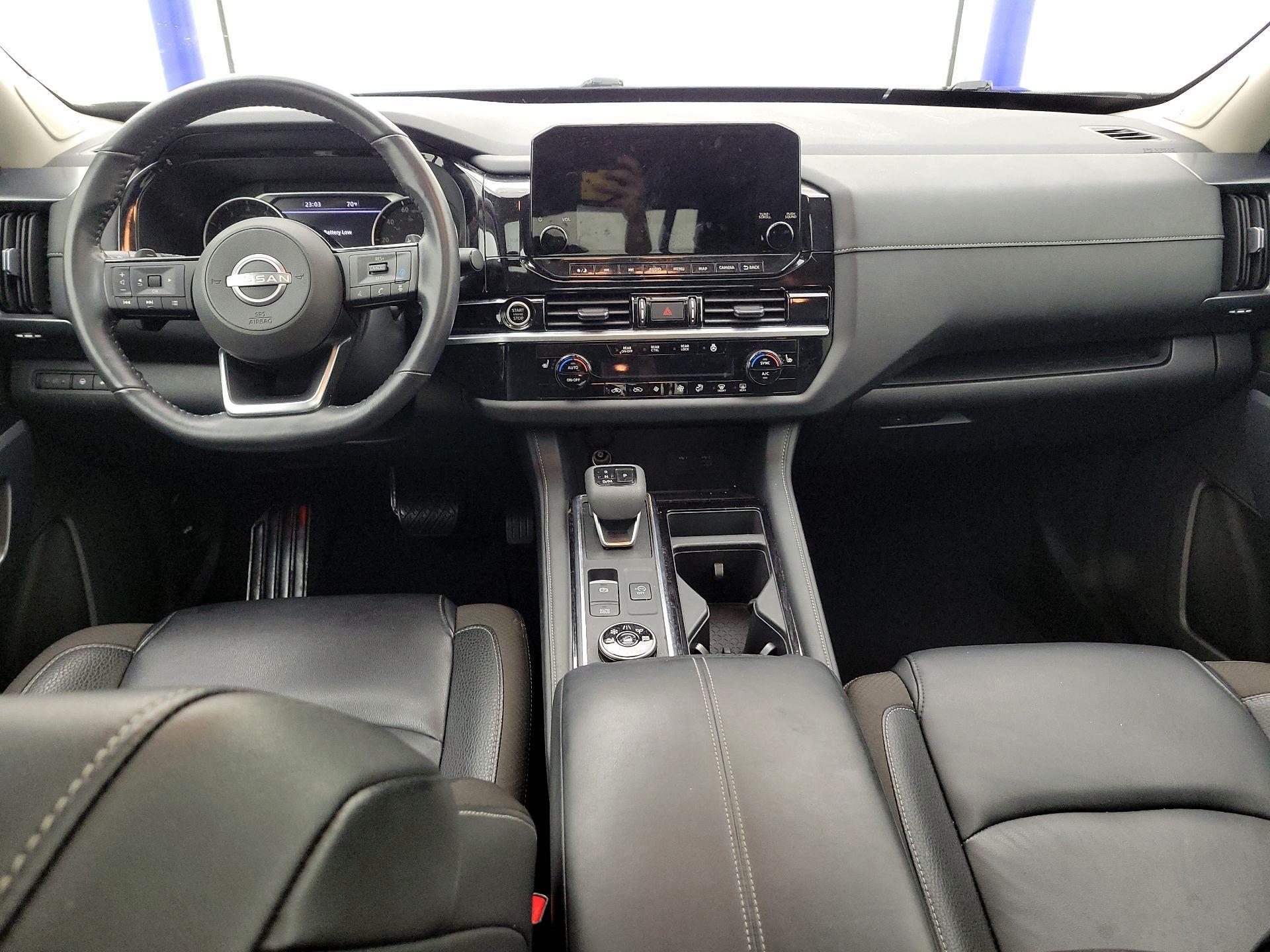 Thumbnail: 2023 Nissan Pathfinder - 8