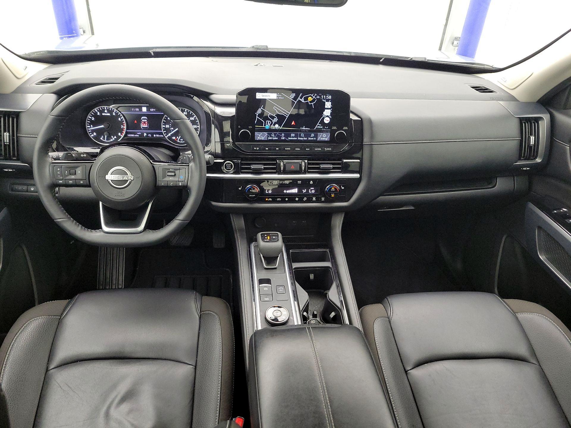 Thumbnail: 2024 Nissan Pathfinder - 8