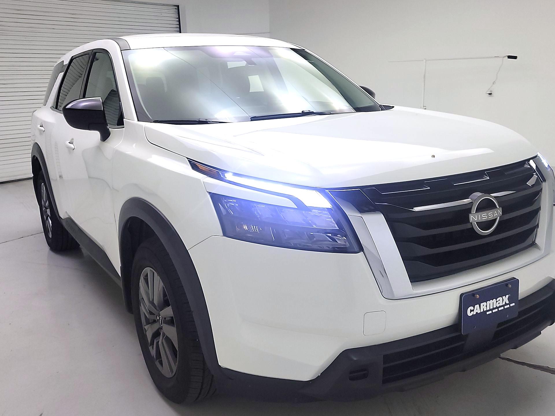 Thumbnail: 2024 Nissan Pathfinder - 1