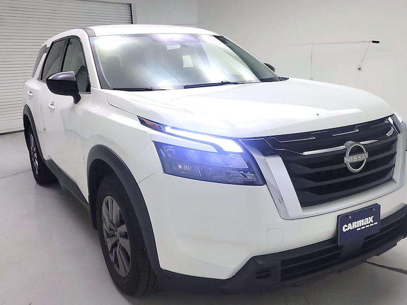 2024 Nissan Pathfinder S