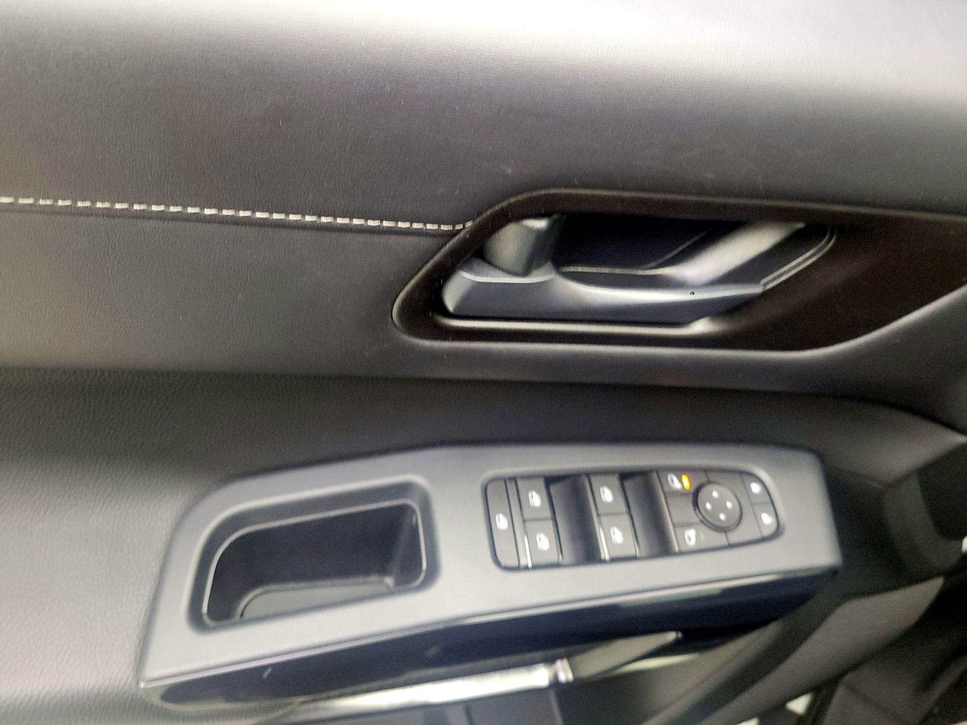 Thumbnail: 2024 Nissan Pathfinder - 10