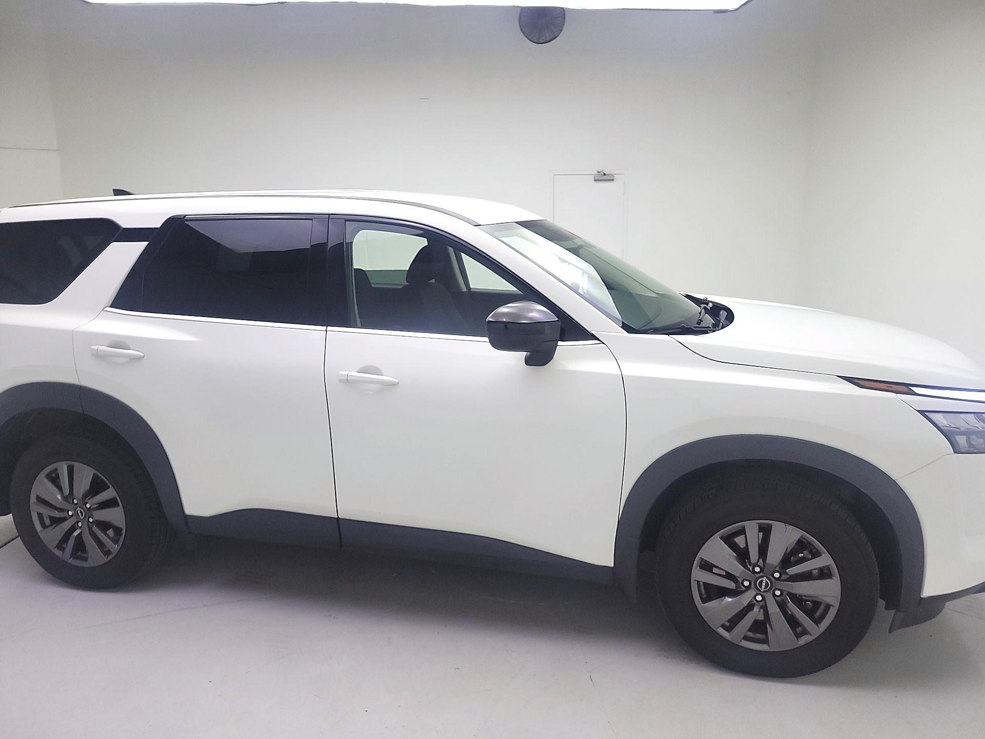 Thumbnail: 2024 Nissan Pathfinder - 4