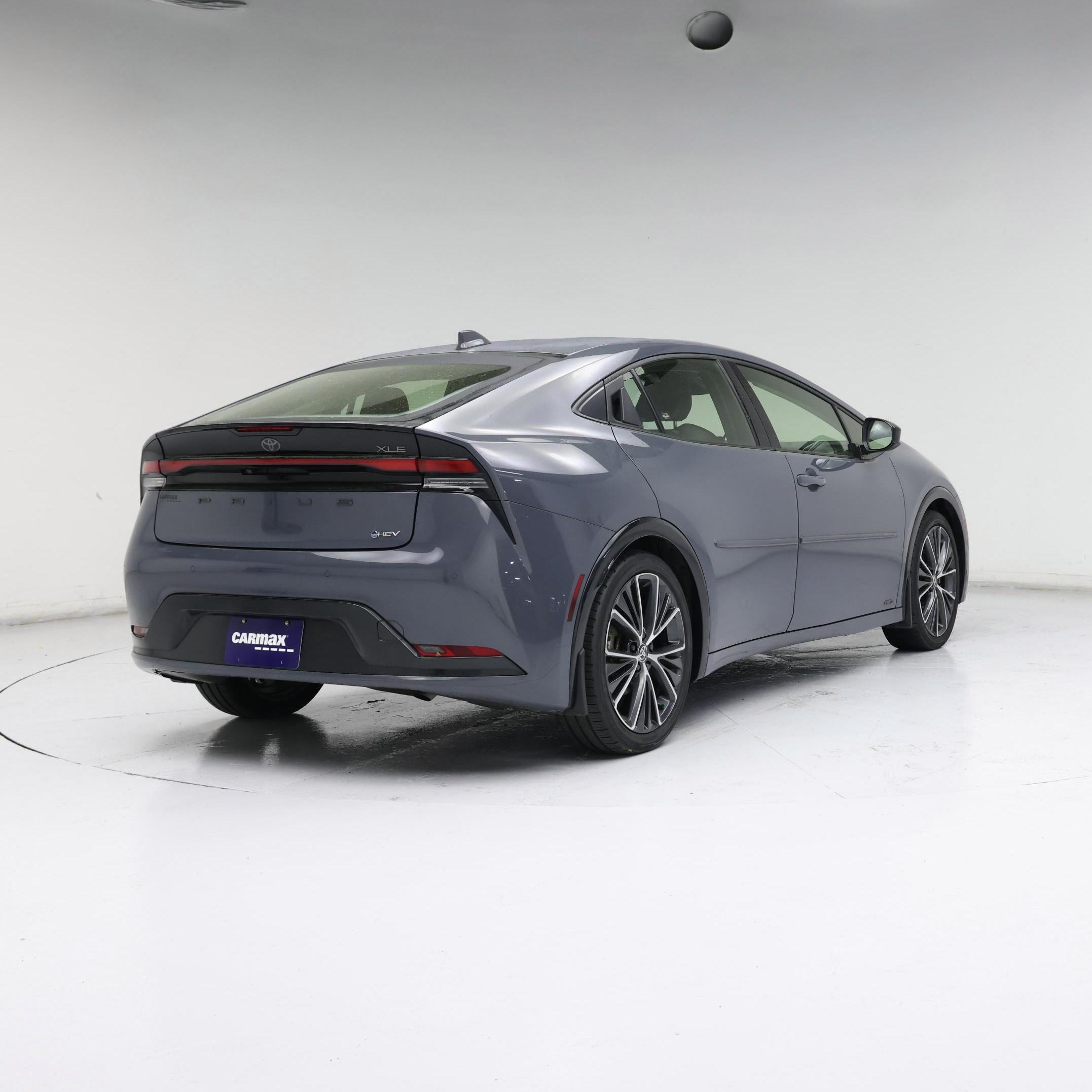 Thumbnail: 2023 Toyota Prius - 8