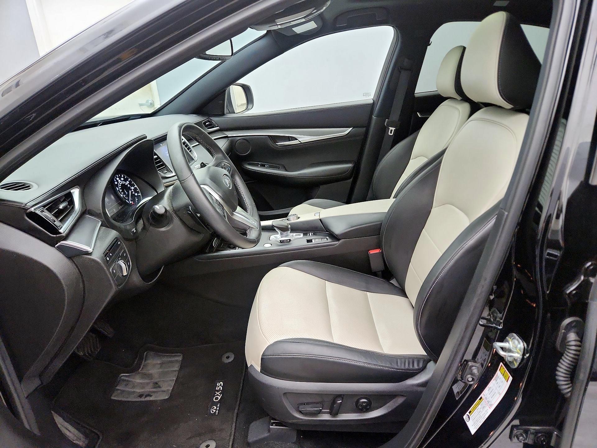 Thumbnail: 2023 INFINITI QX55 - 11