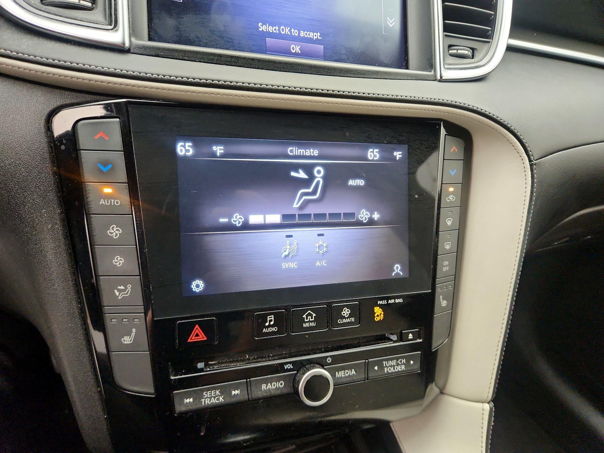 Thumbnail: 2023 INFINITI QX55 - 16