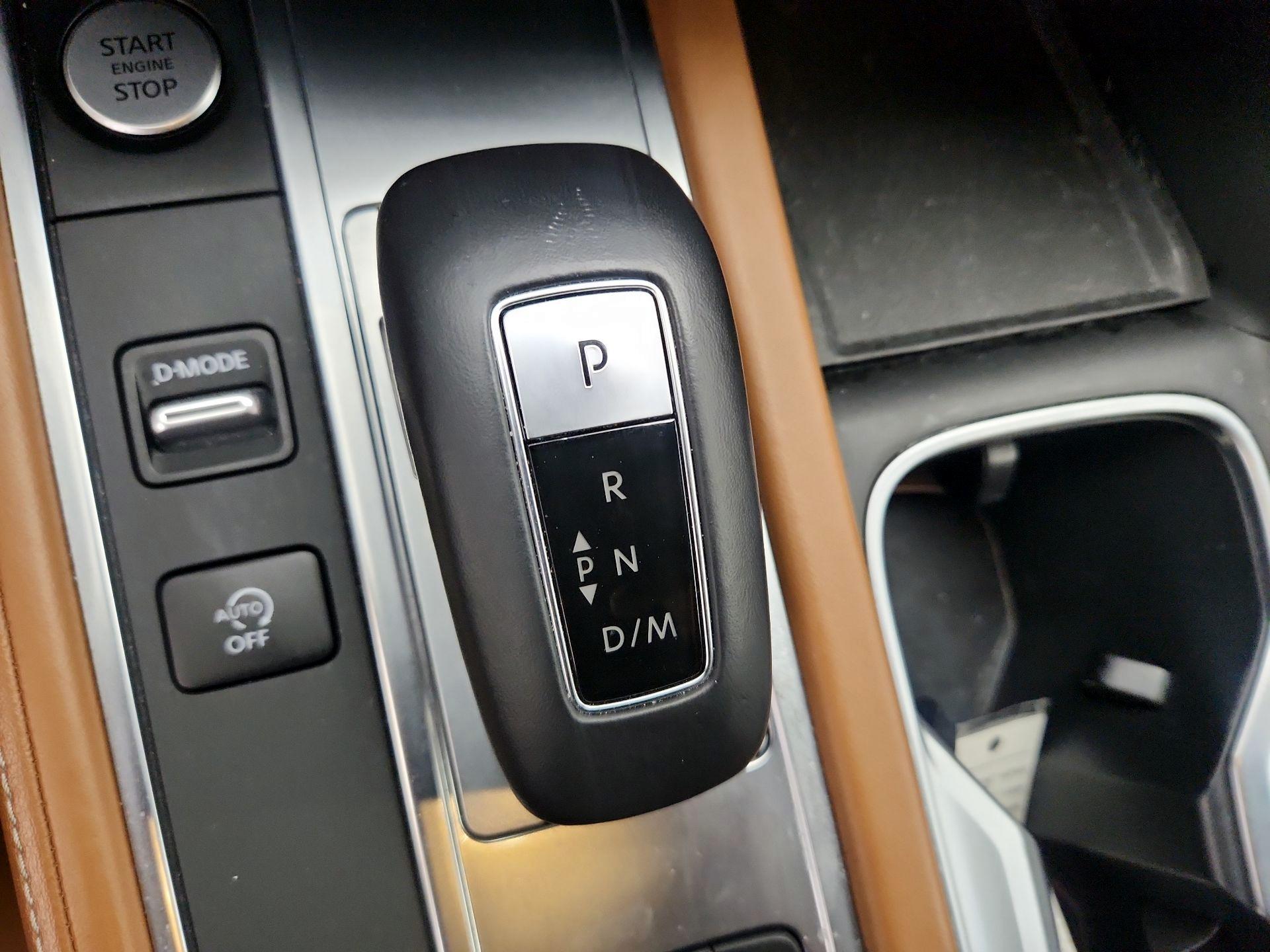 Thumbnail: 2023 INFINITI QX60 - 18