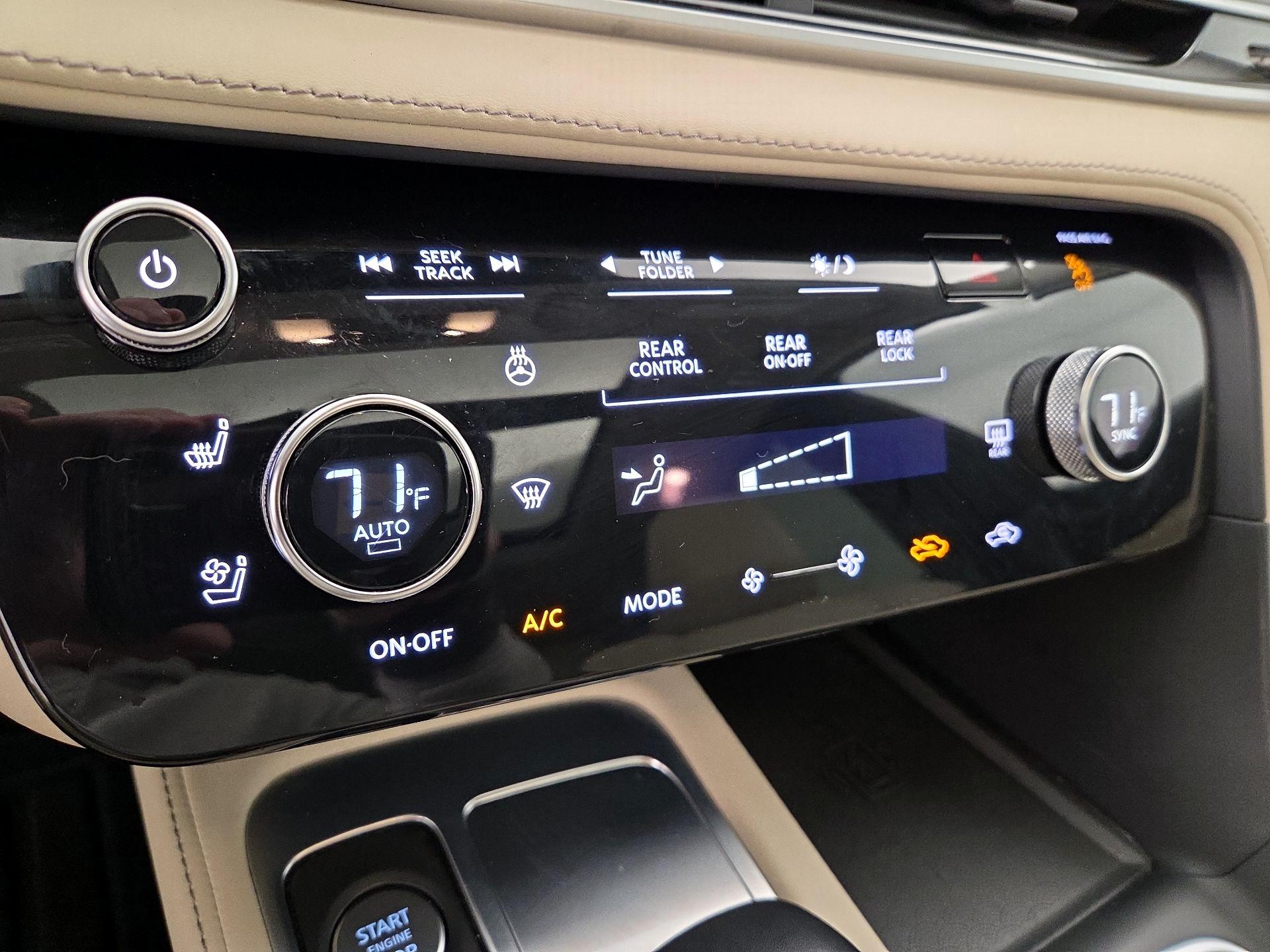 Thumbnail: 2023 INFINITI QX60 - 17