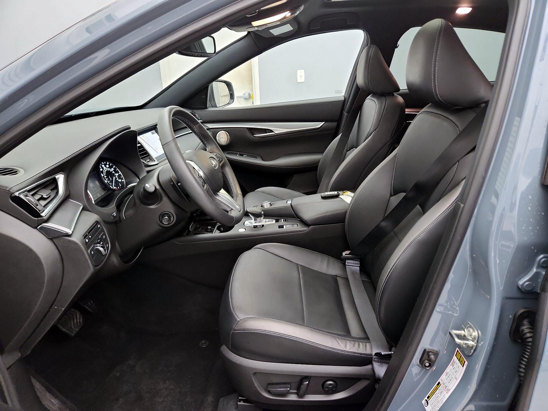 Thumbnail: 2023 INFINITI QX55 - 11