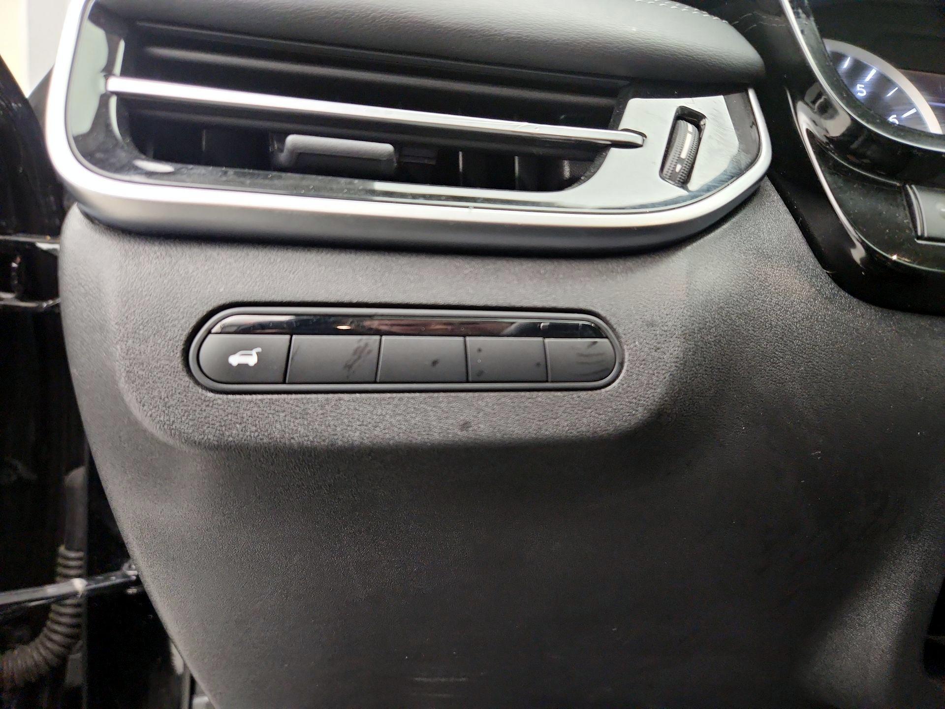 Thumbnail: 2023 INFINITI QX60 - 13