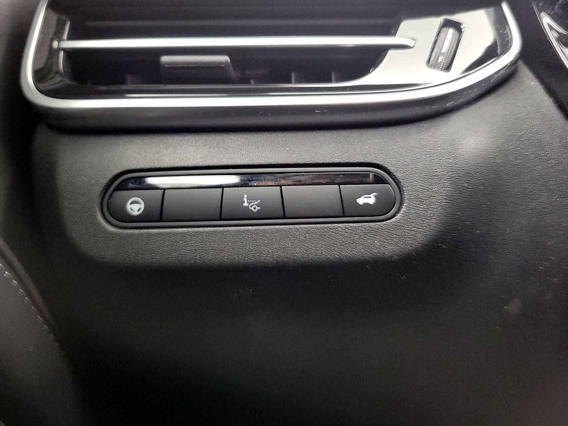 Thumbnail: 2023 INFINITI QX60 - 13