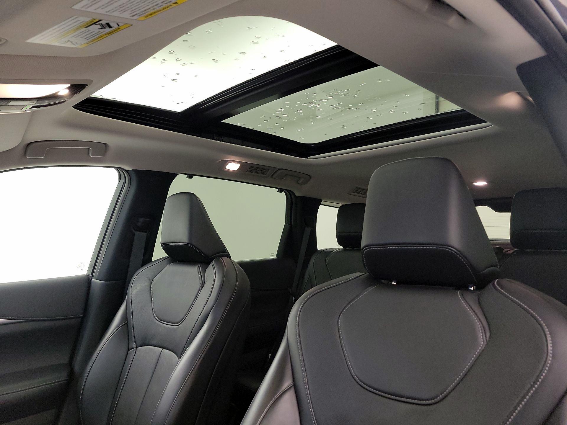 Thumbnail: 2023 INFINITI QX60 - 20