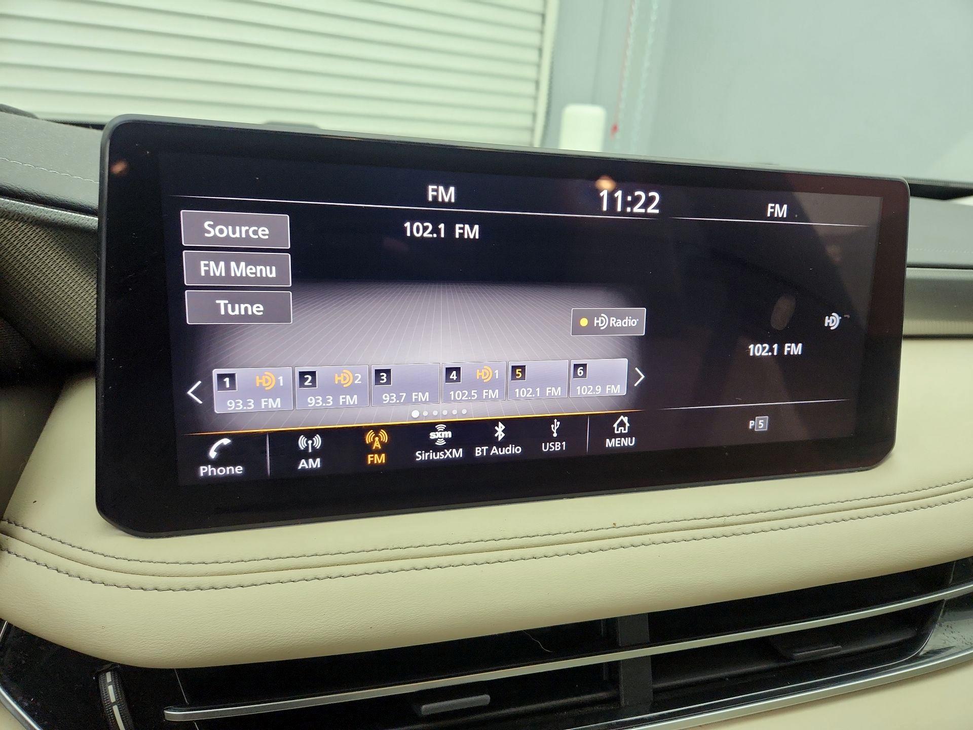 Thumbnail: 2023 INFINITI QX60 - 16