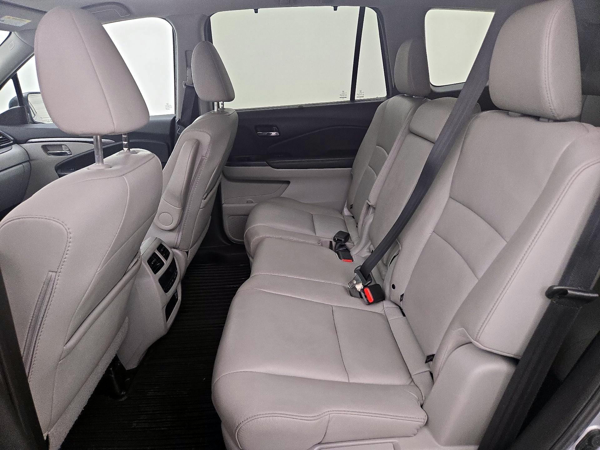 Thumbnail: 2022 Honda Pilot - 20