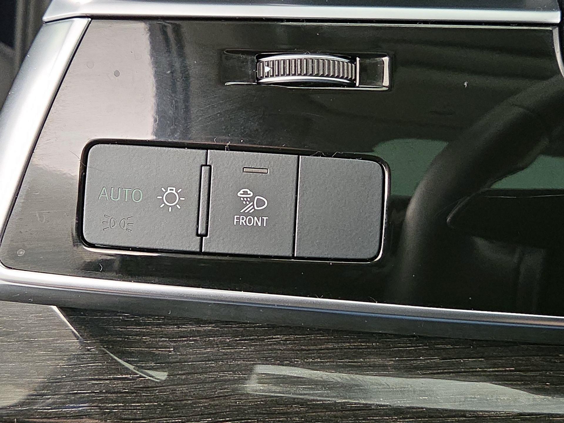 Thumbnail: 2023 Audi Q7 - 13