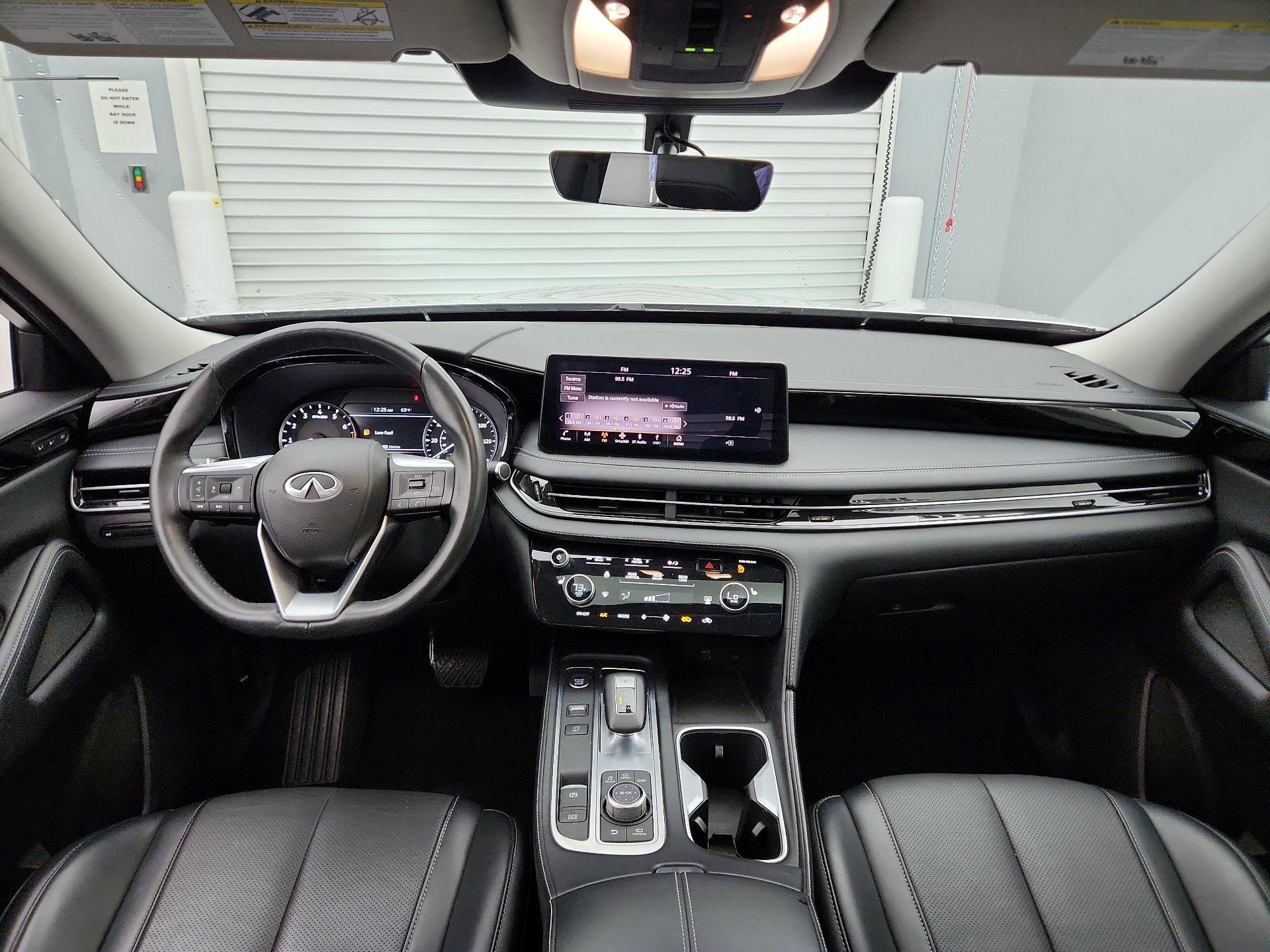 Thumbnail: 2023 INFINITI QX60 - 9