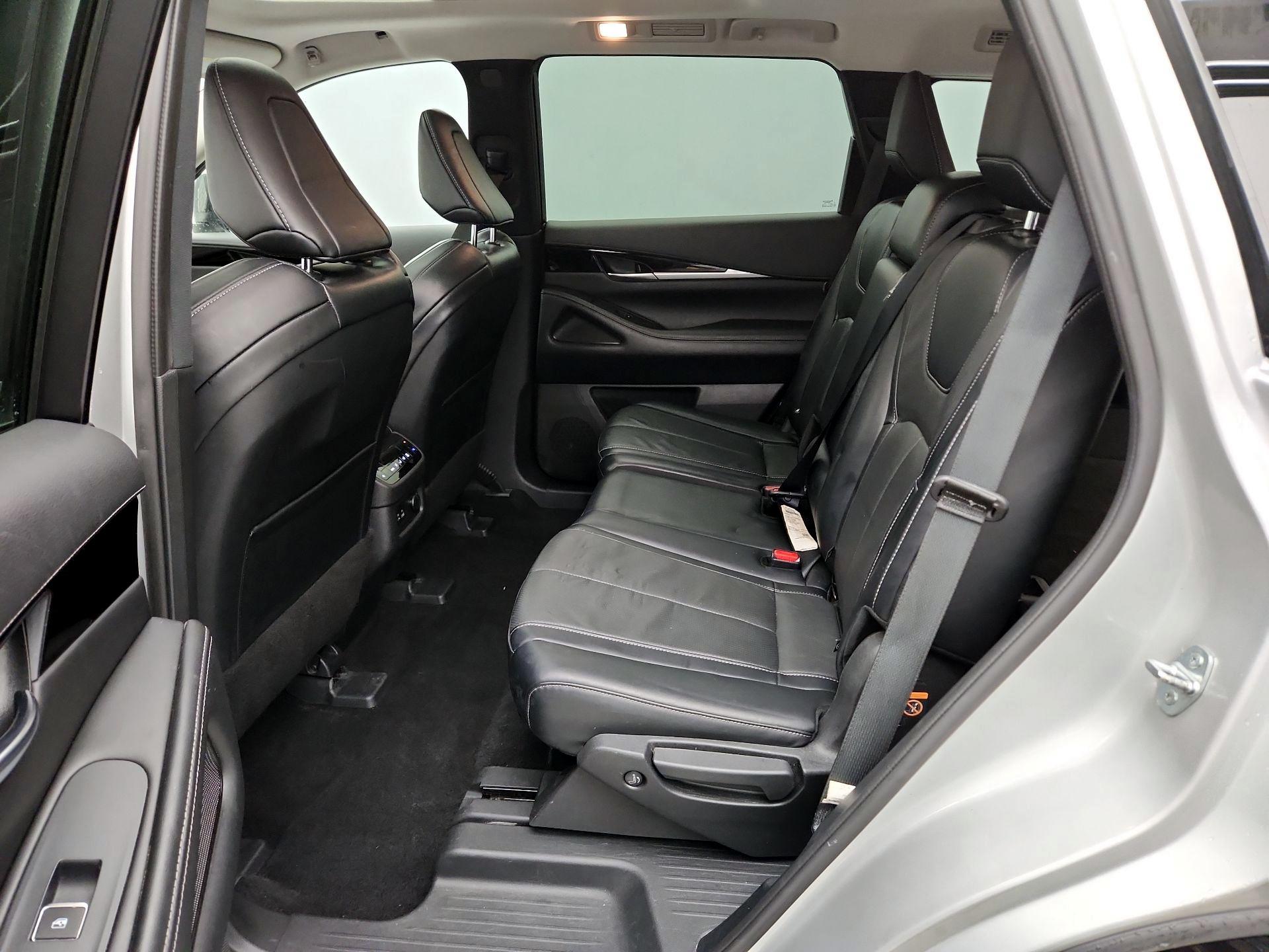 Thumbnail: 2023 INFINITI QX60 - 20