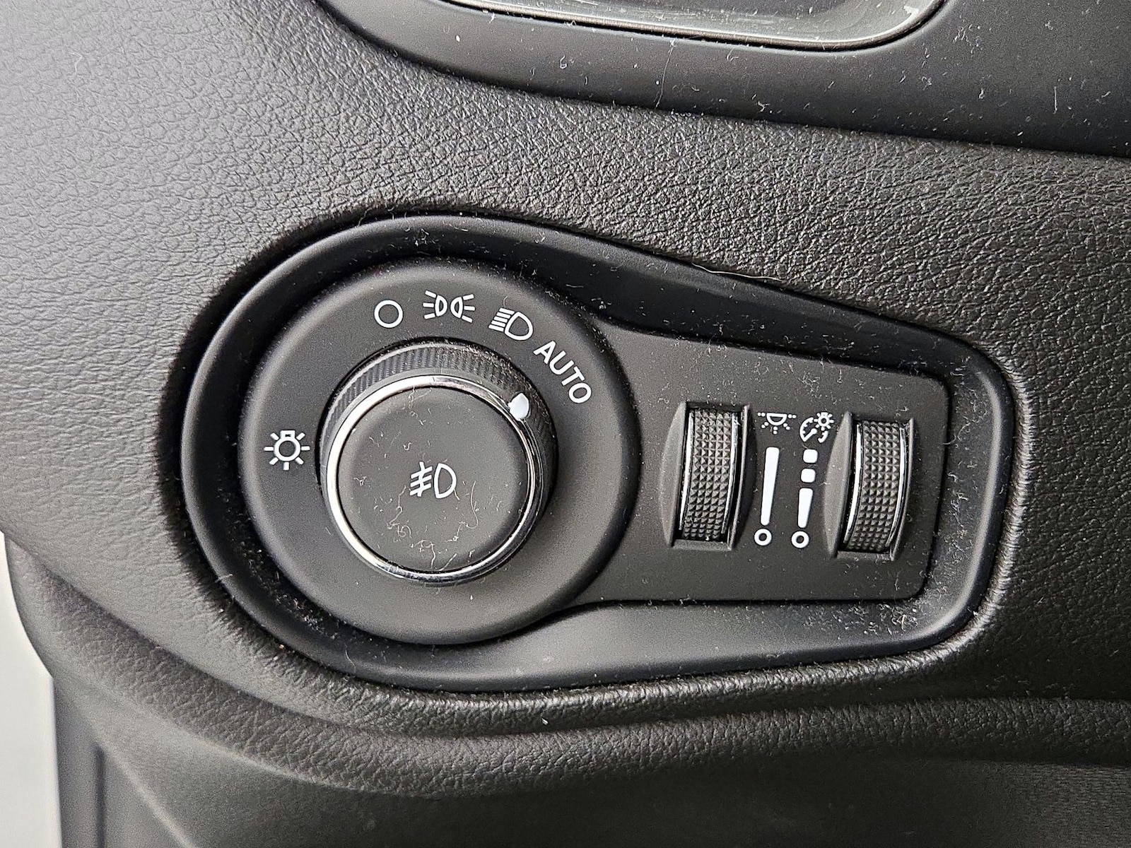 2022 Jeep Renegade Latitude - Photo 14