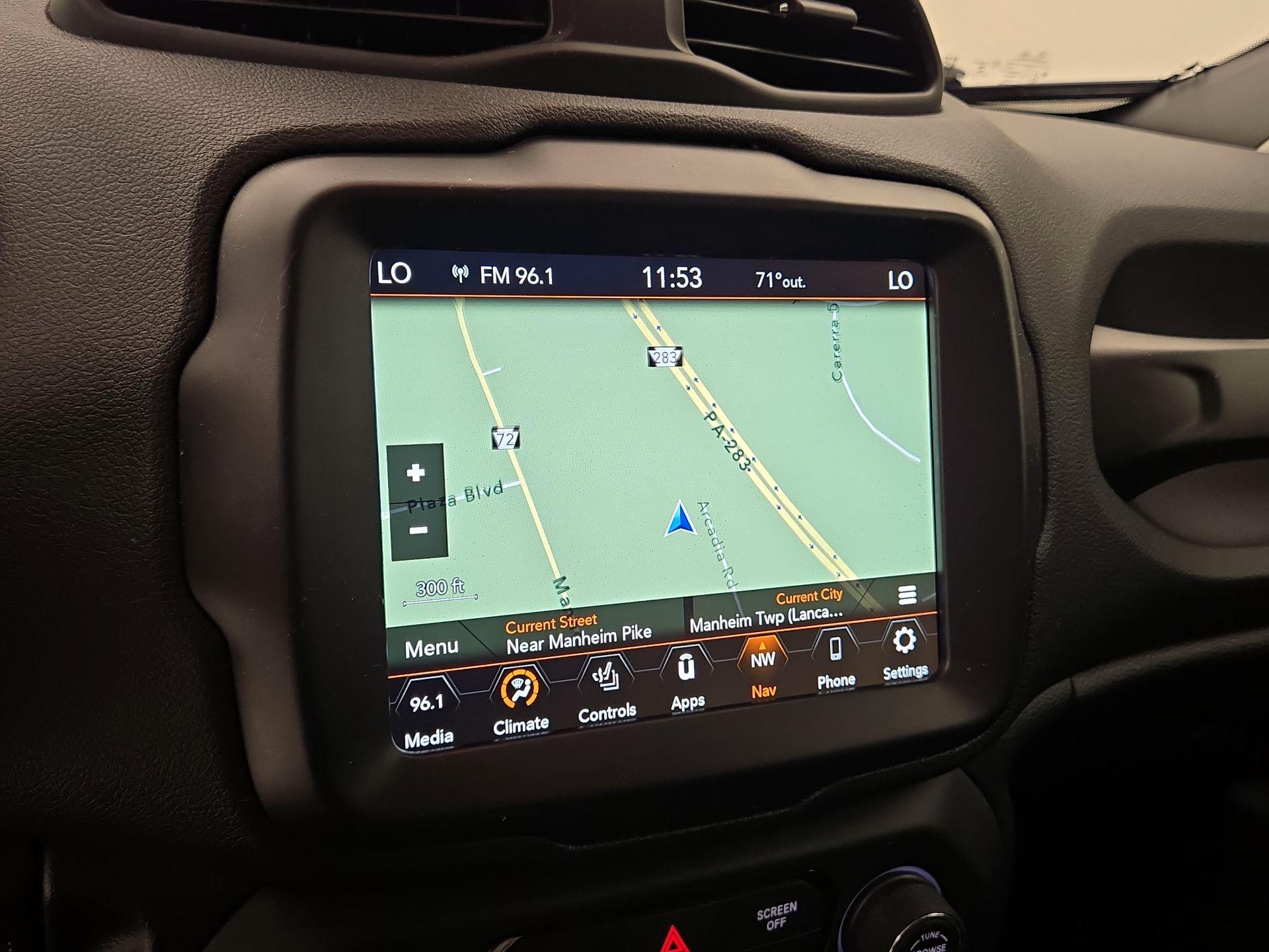 Thumbnail: 2022 Jeep Renegade - 14