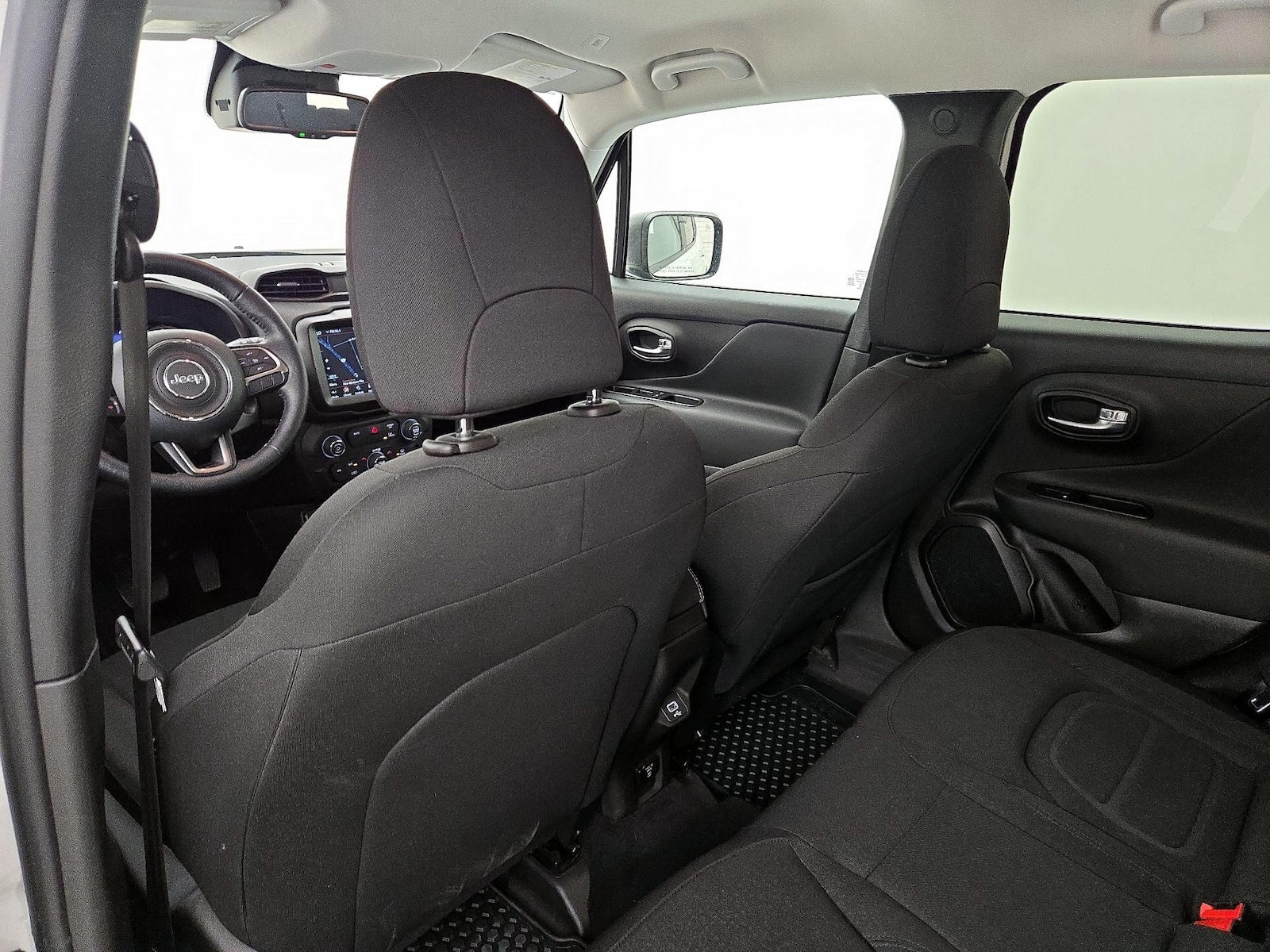 2022 Jeep Renegade Latitude - Photo 21