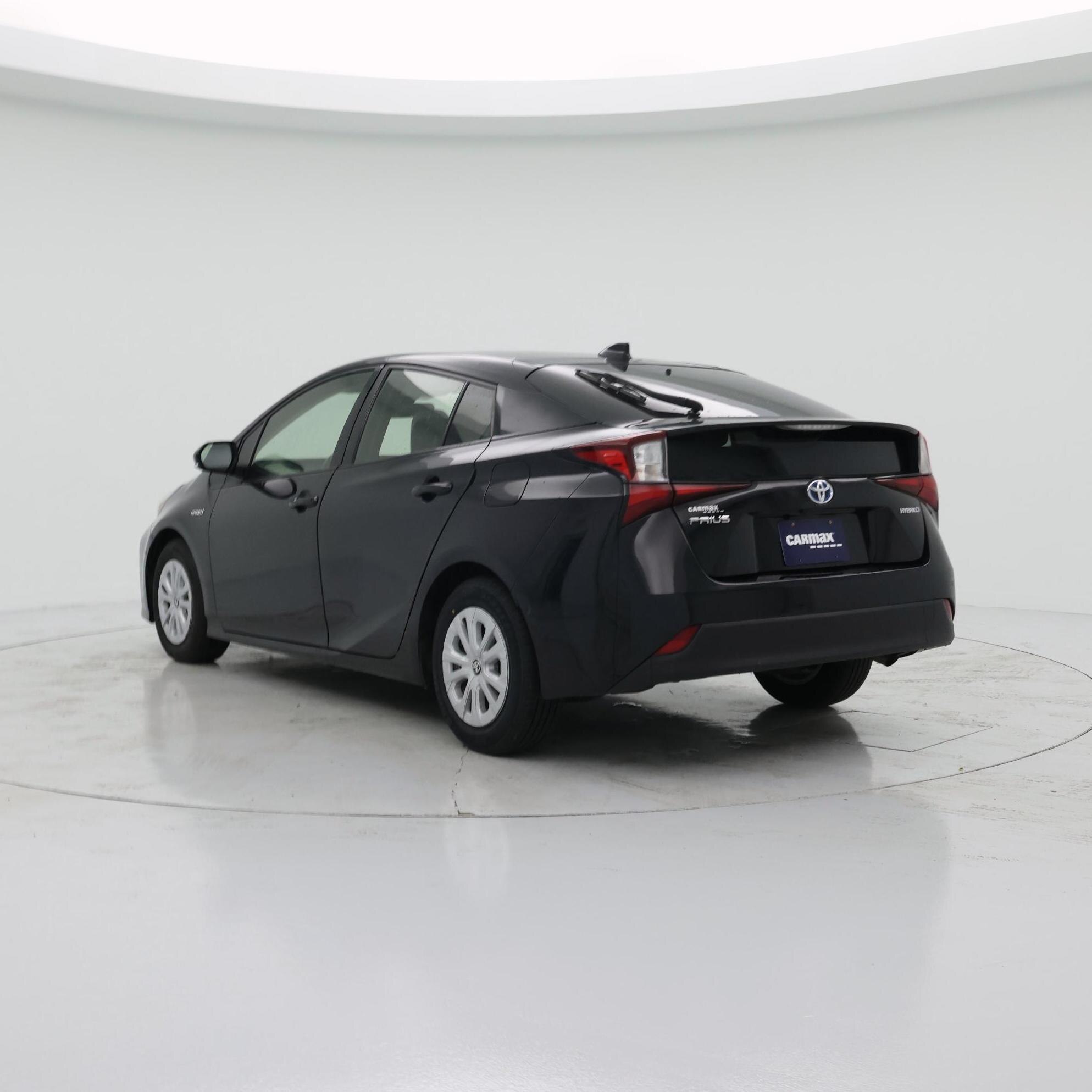 Thumbnail: 2022 Toyota Prius - 2