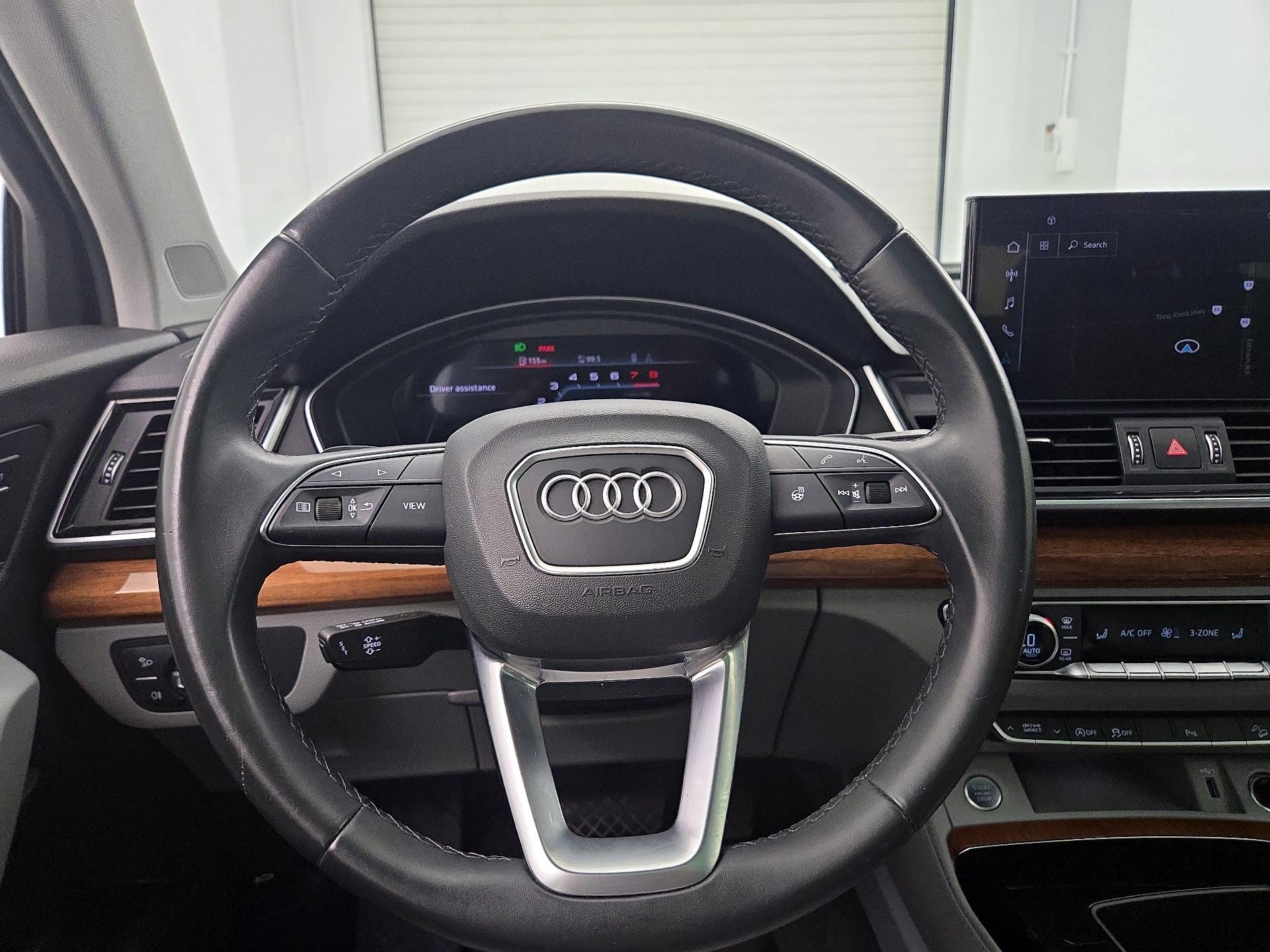 Thumbnail: 2022 Audi Q5 - 10