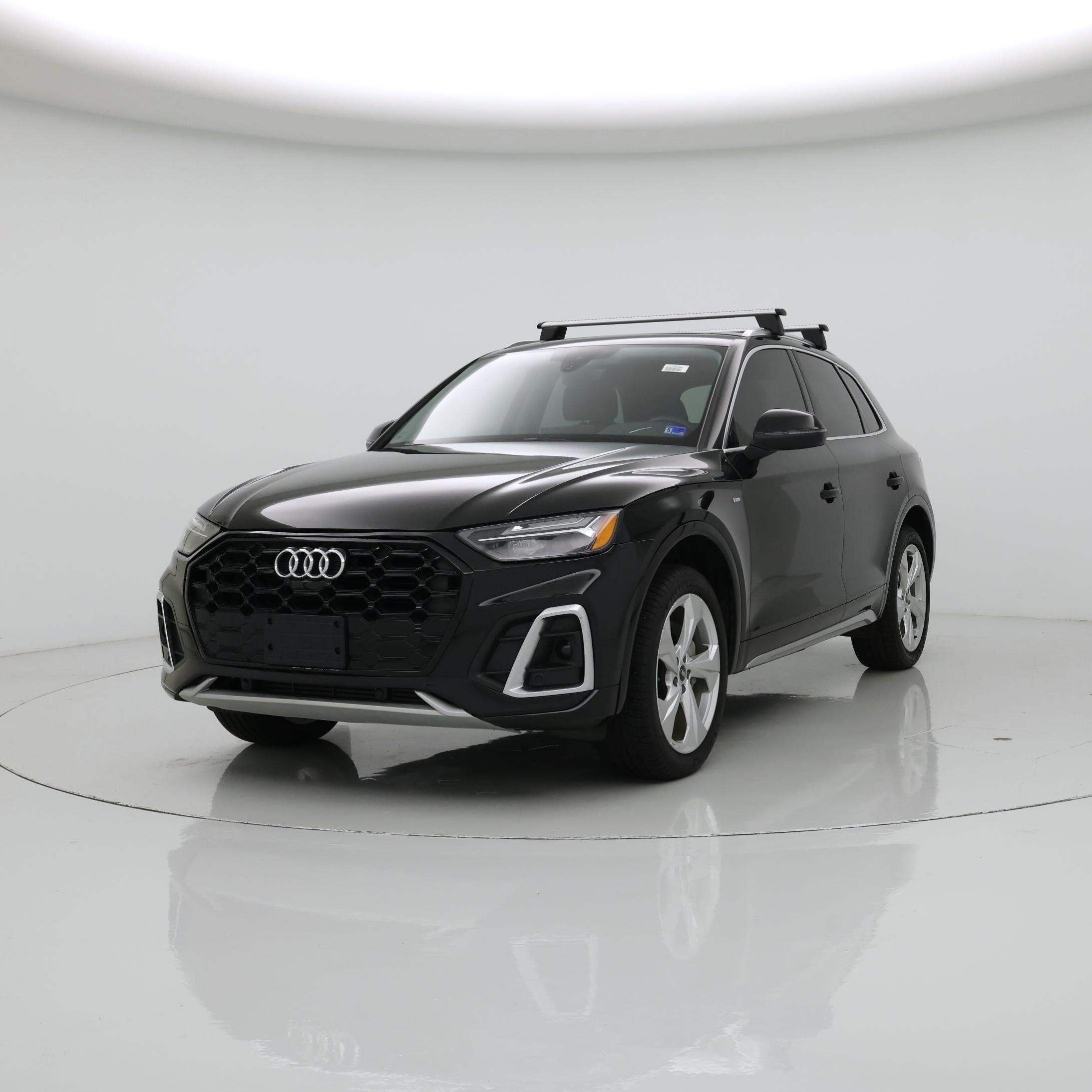 Thumbnail: 2022 Audi Q5 - 4