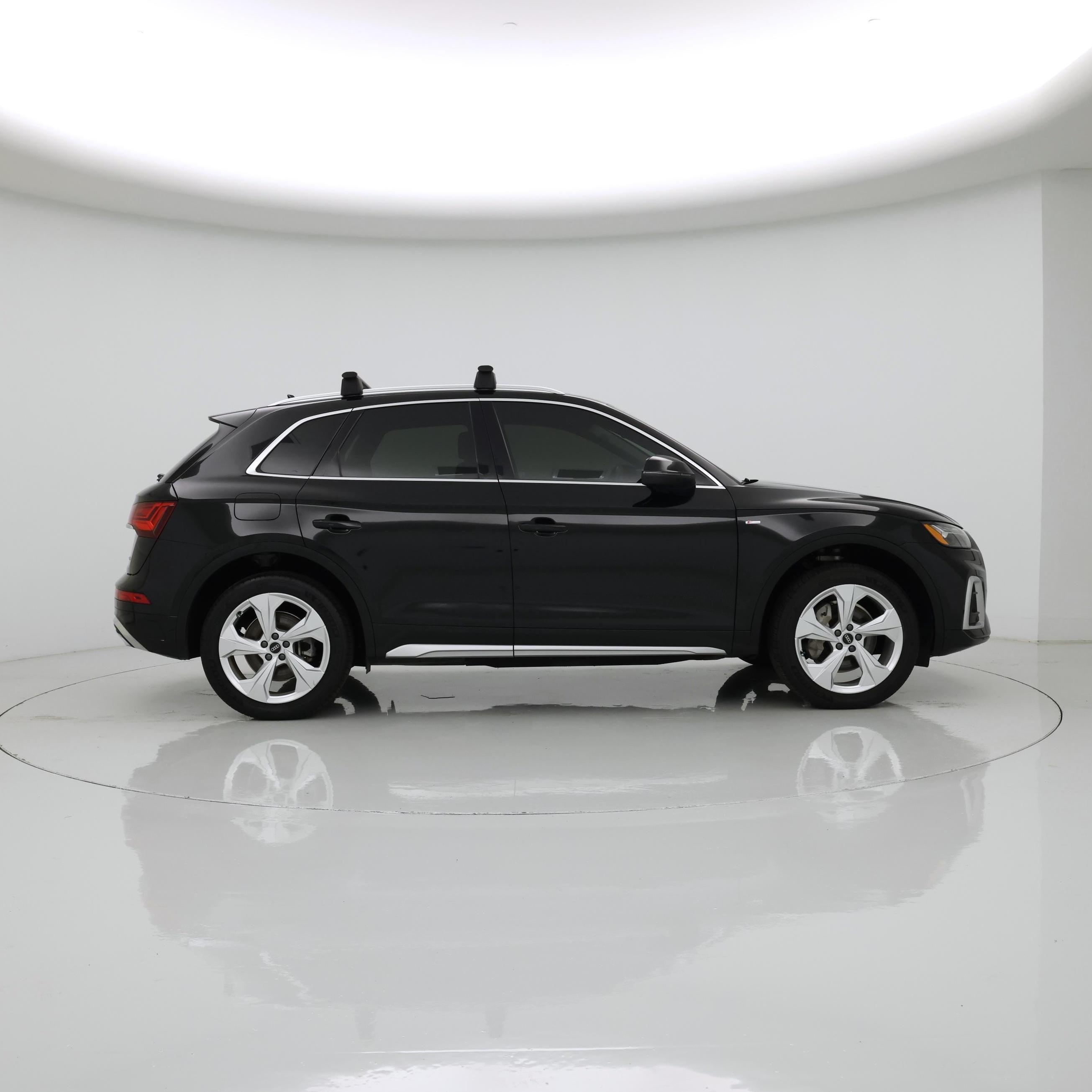 Thumbnail: 2022 Audi Q5 - 7