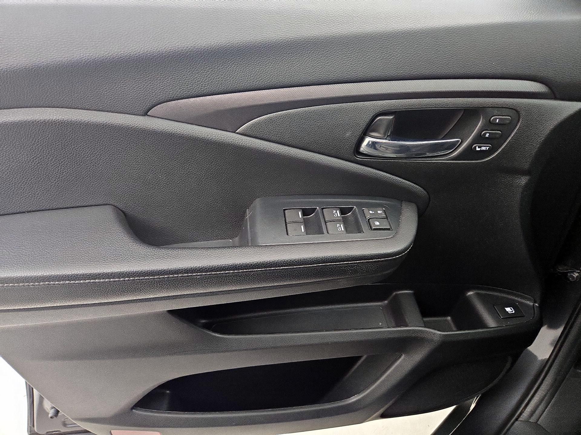 Thumbnail: 2023 Honda Ridgeline - 12