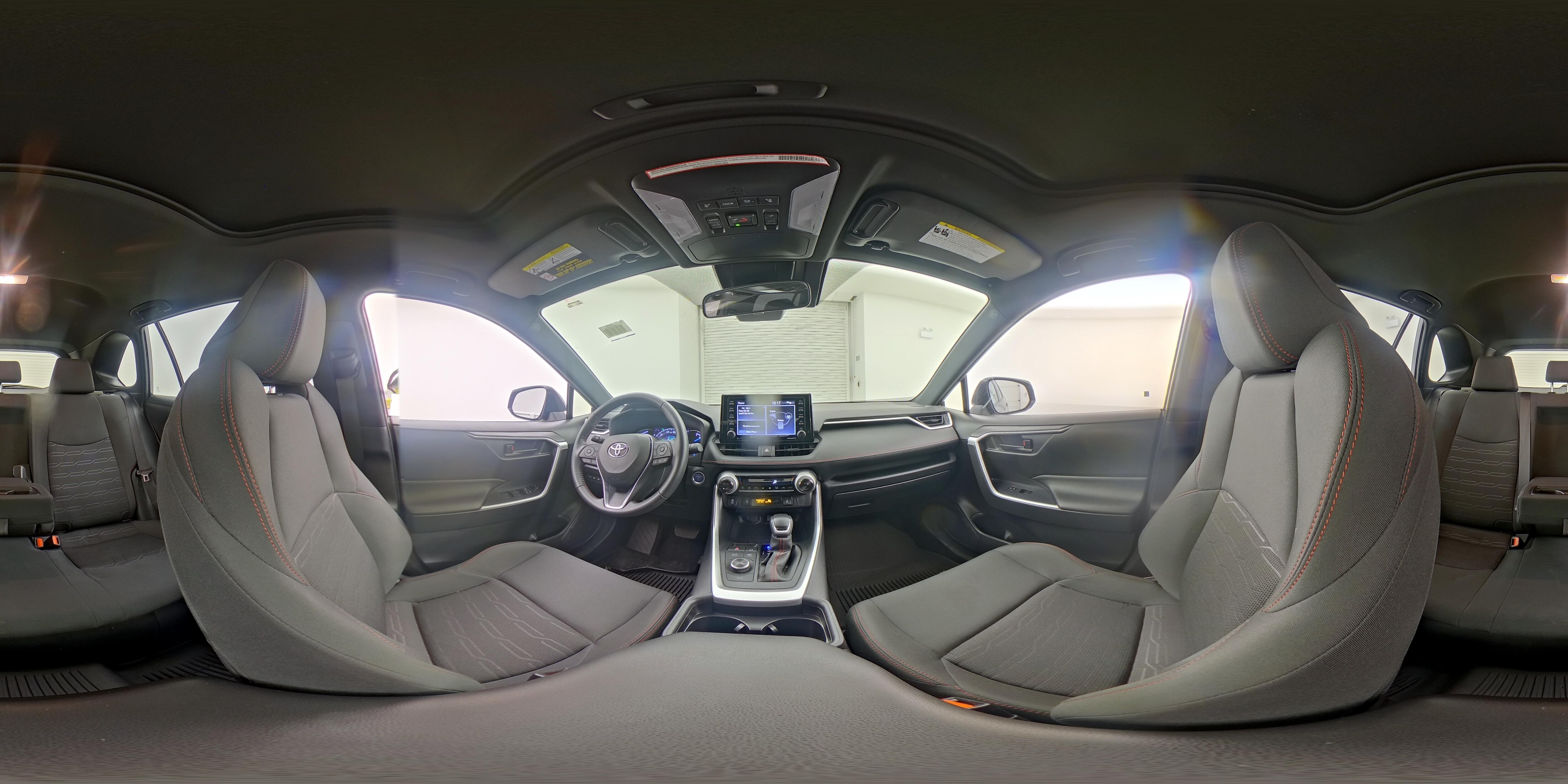 2021 Toyota RAV4 SE - Photo 26